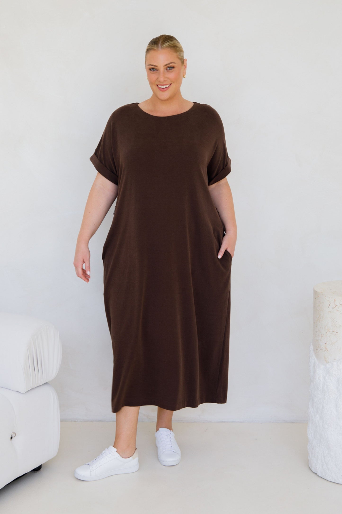 Althea Lounge Midi Dress | Chocolate