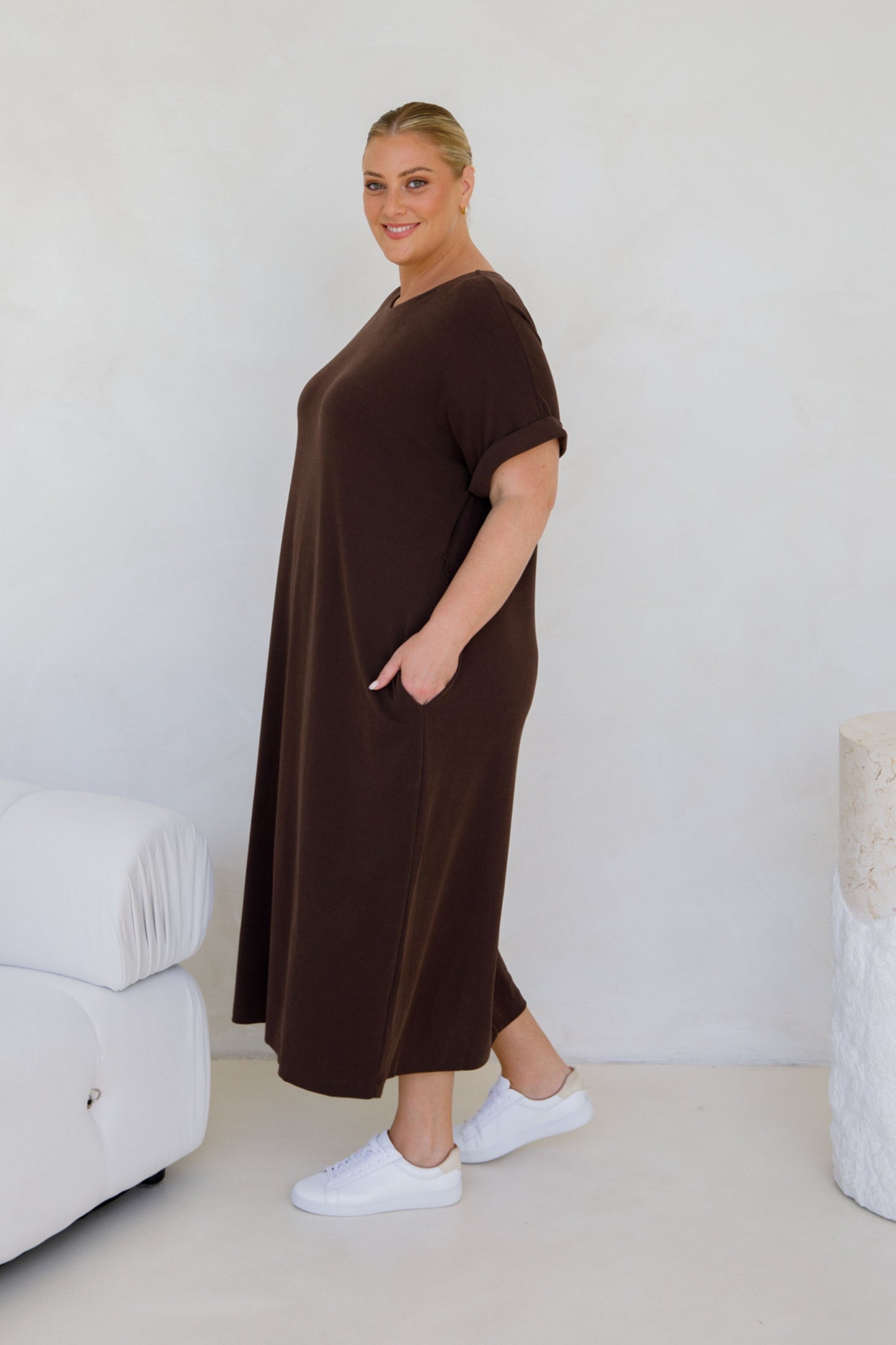 Althea Lounge Midi Dress | Chocolate