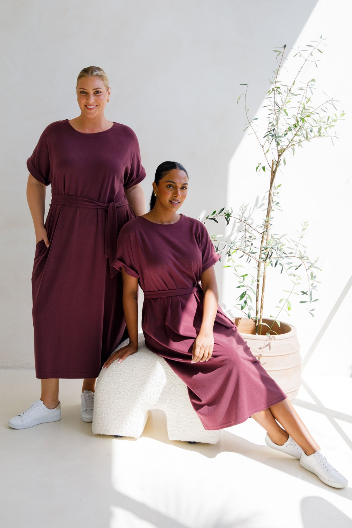 ALTHEA Lounge Short Sleeve Midi Dress | Shiraz