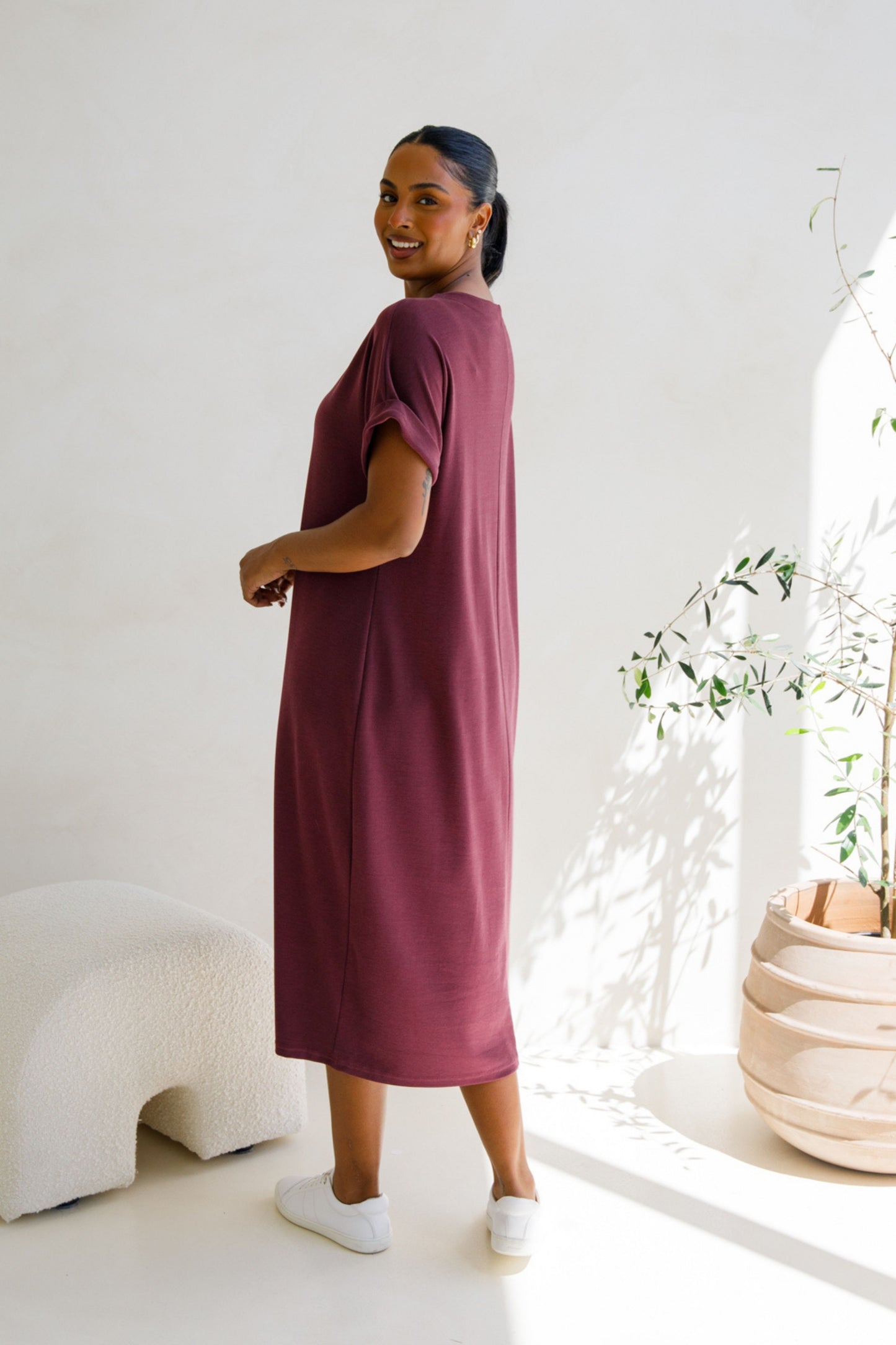 ALTHEA Lounge Short Sleeve Midi Dress | Shiraz