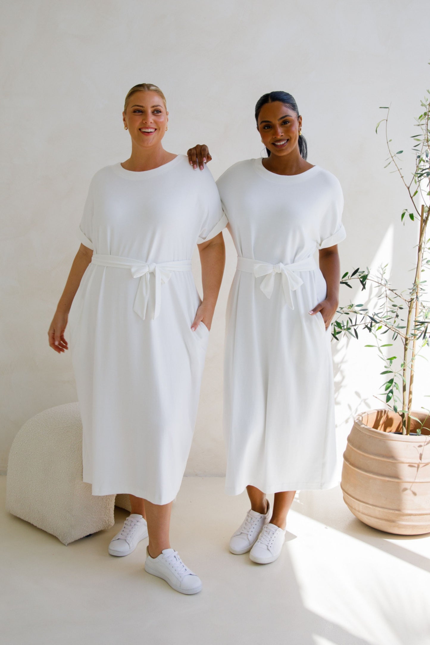Althea Lounge Midi Dress | White