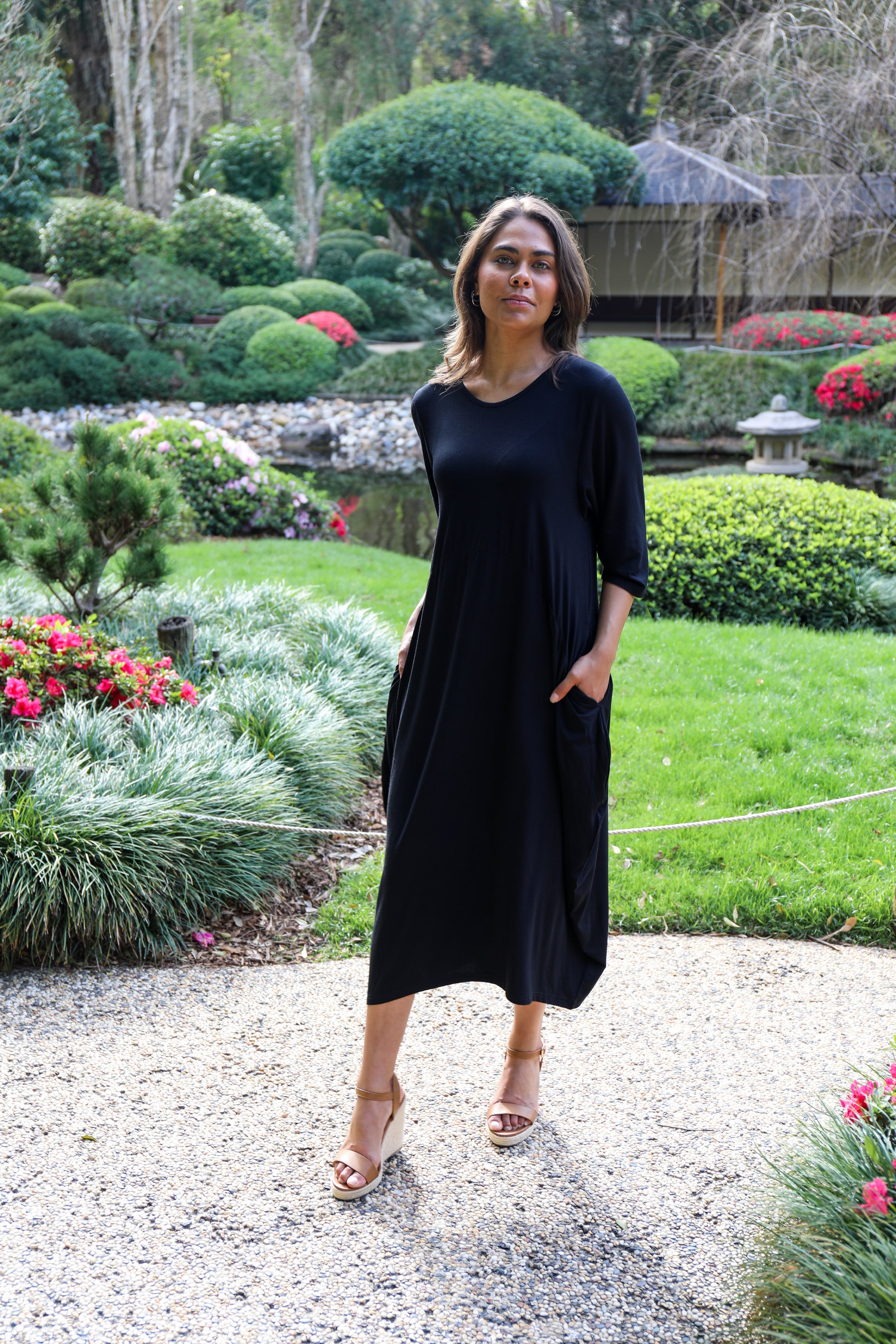 Plus-sized Black Dresses | PQ Collection | Alviva Dress