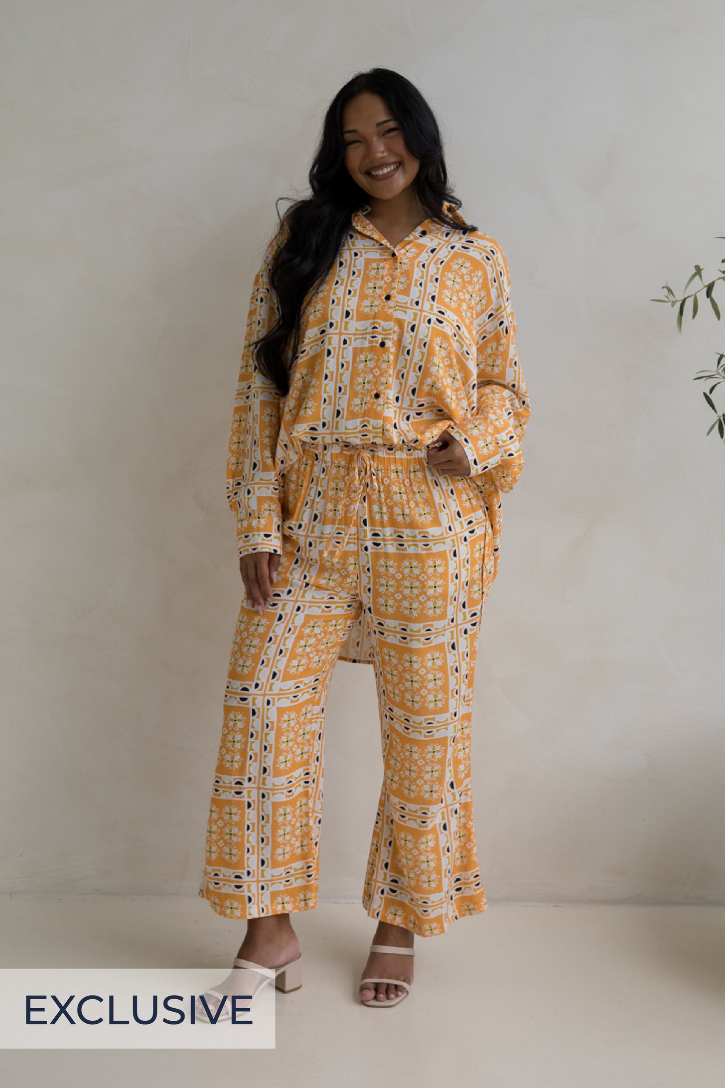 Wide Leg Olivia Pant | Trella | FINAL SALE