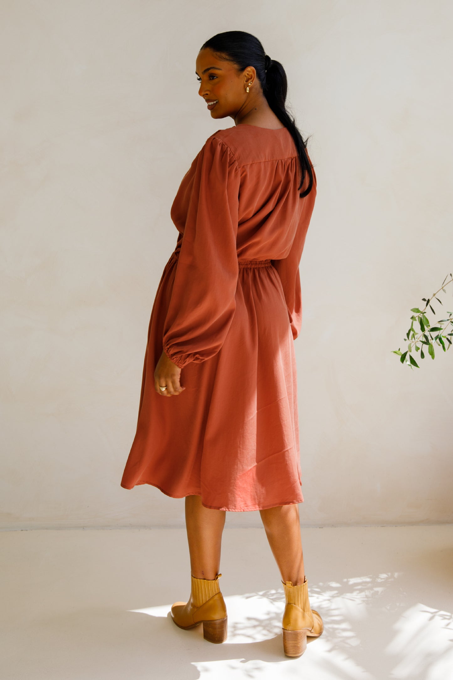 DAHLIA Tencel Long Sleeve Midi Dress | Auburn | FINAL SALE