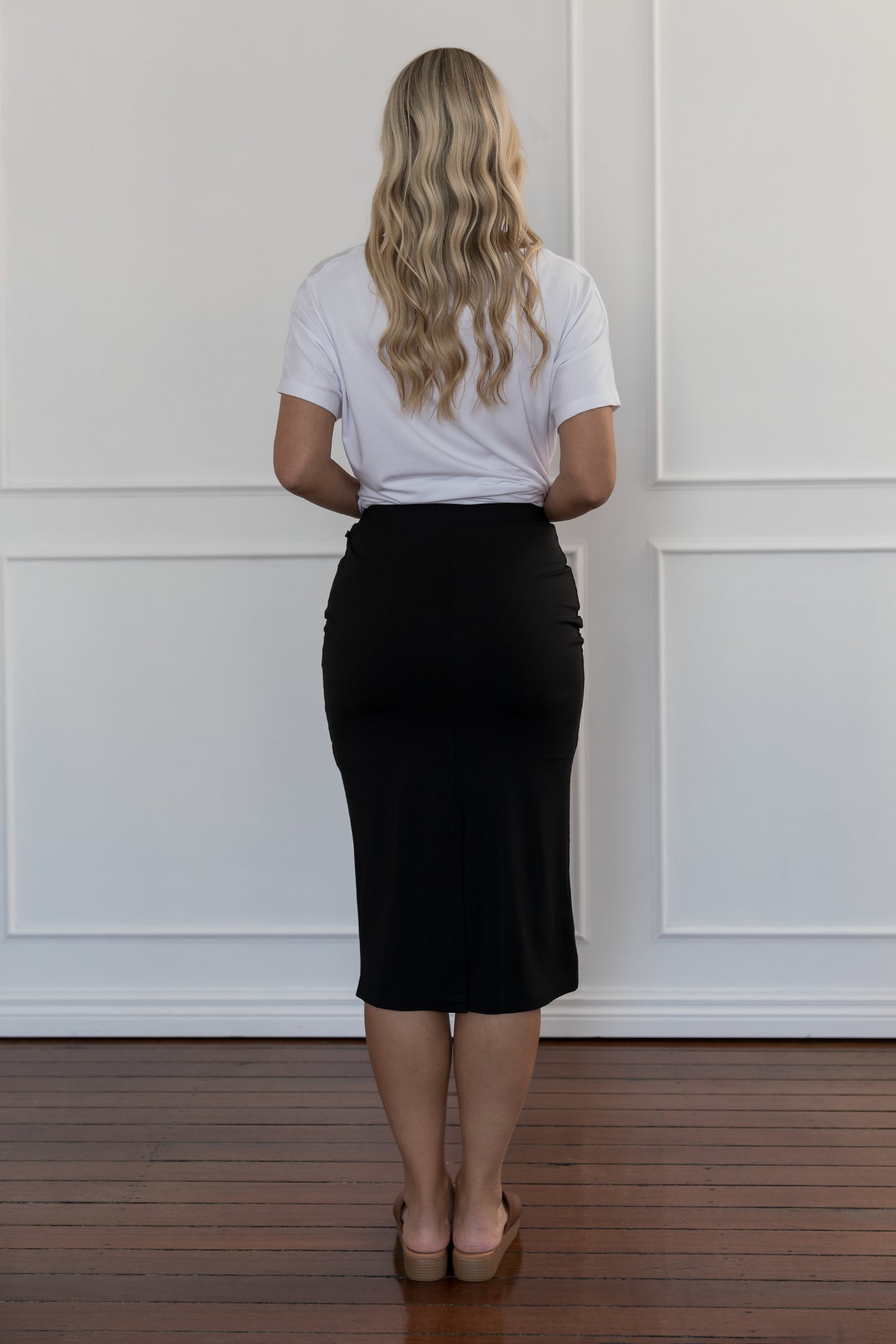 Plus-Sized Black Skirts| PQ Collection | Everyday Midi Skirt