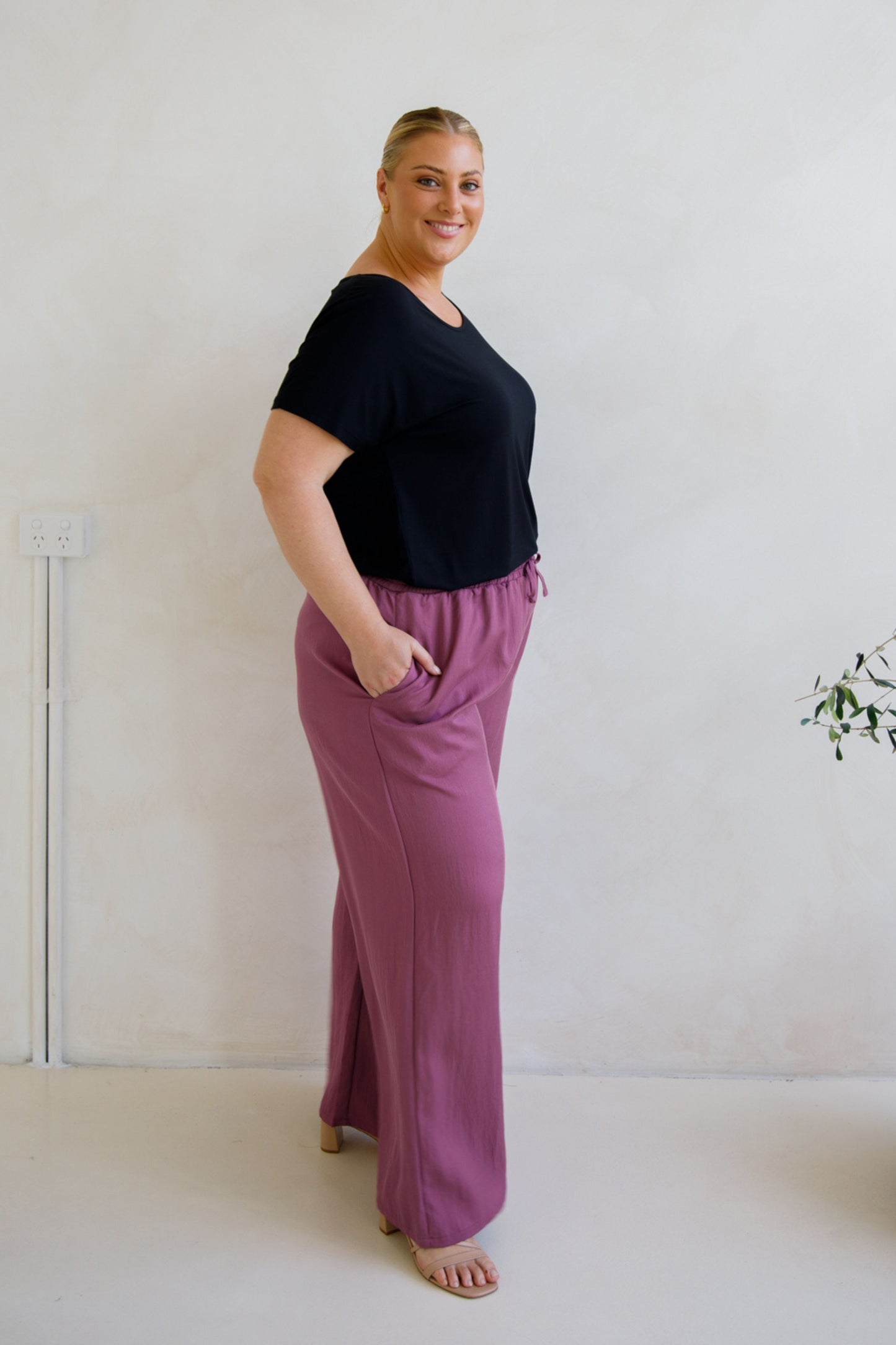 Ella Wide Leg Pant | Mulberry