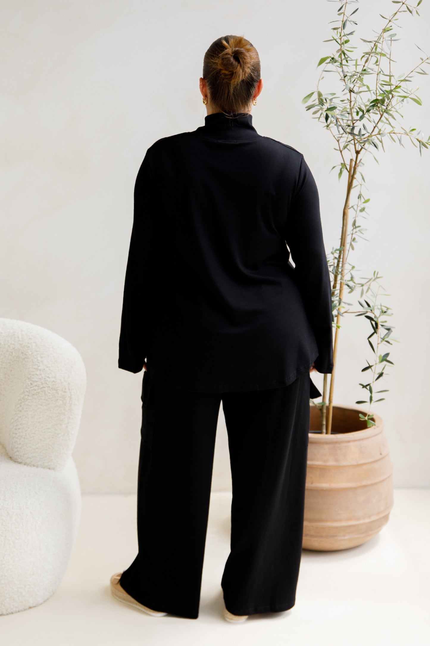 Jazmine Lounge Top | Black | FINAL SALE