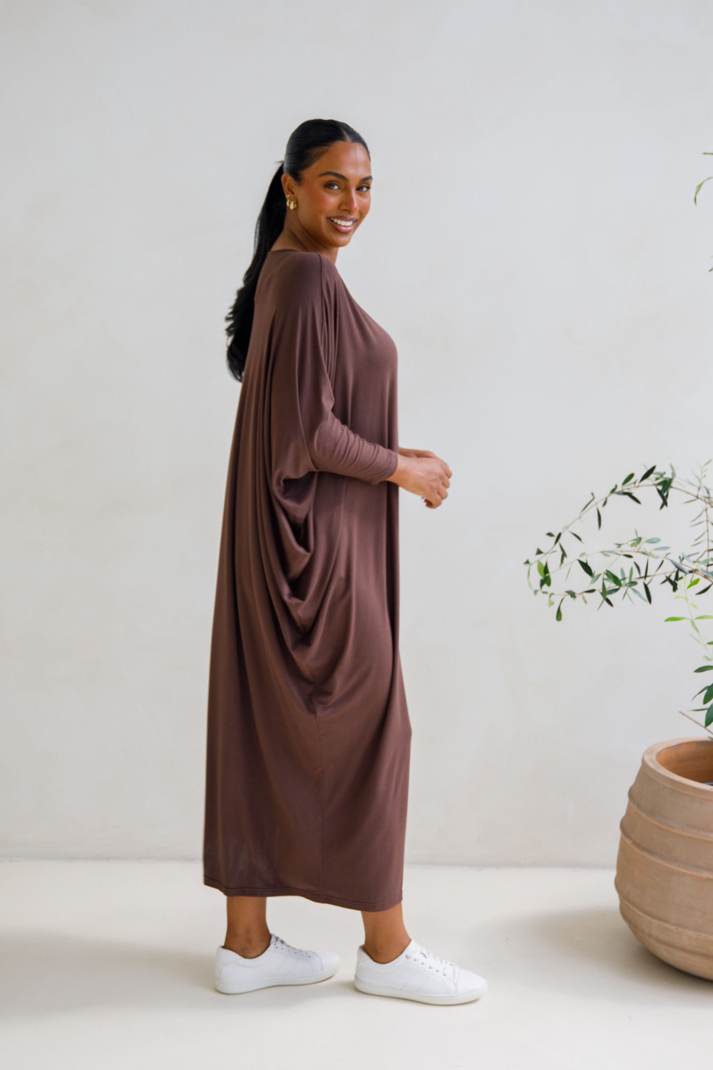 Long Sleeve Maxi Miracle Dress | Chocolate