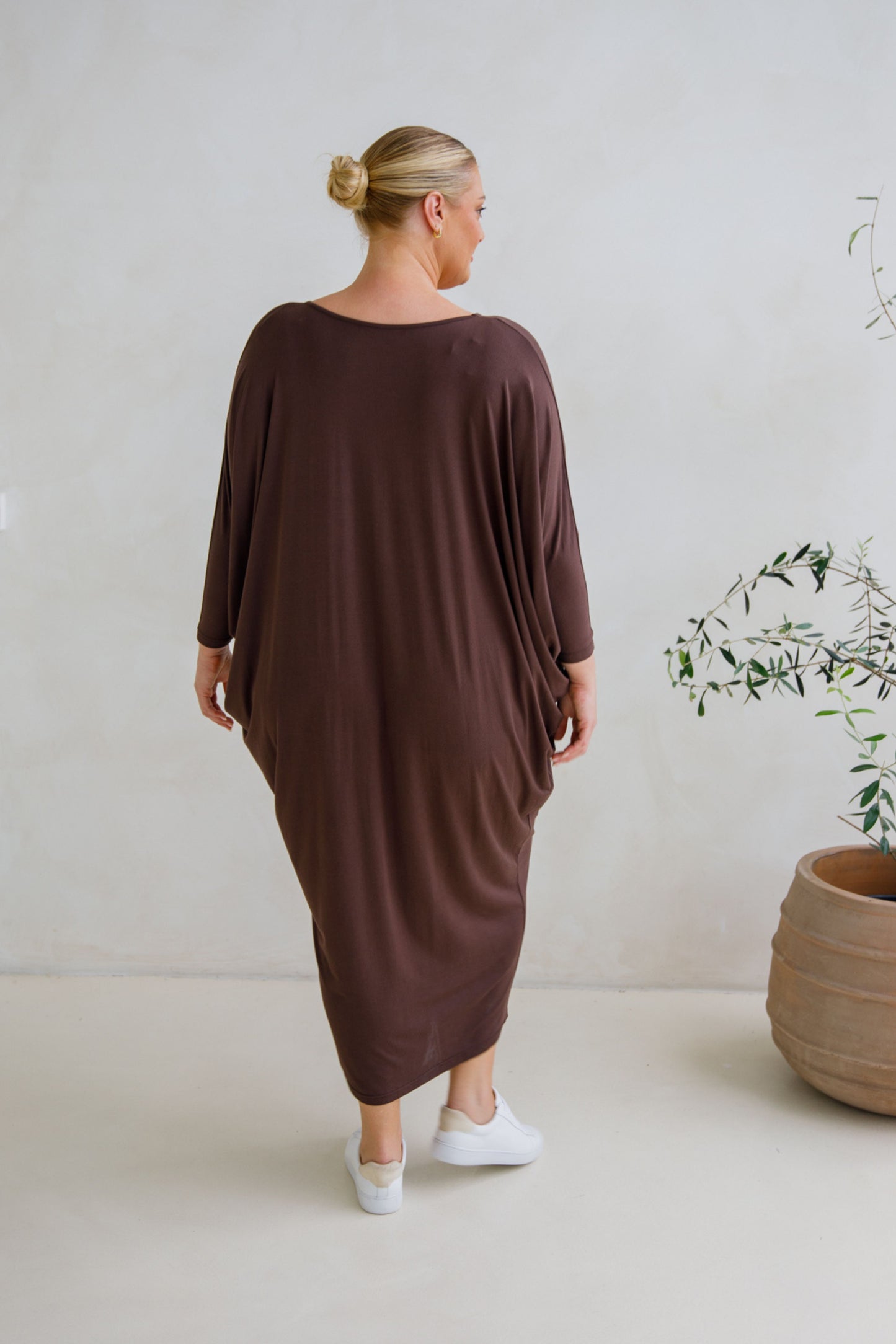 Long Sleeve Maxi Miracle Dress | Chocolate