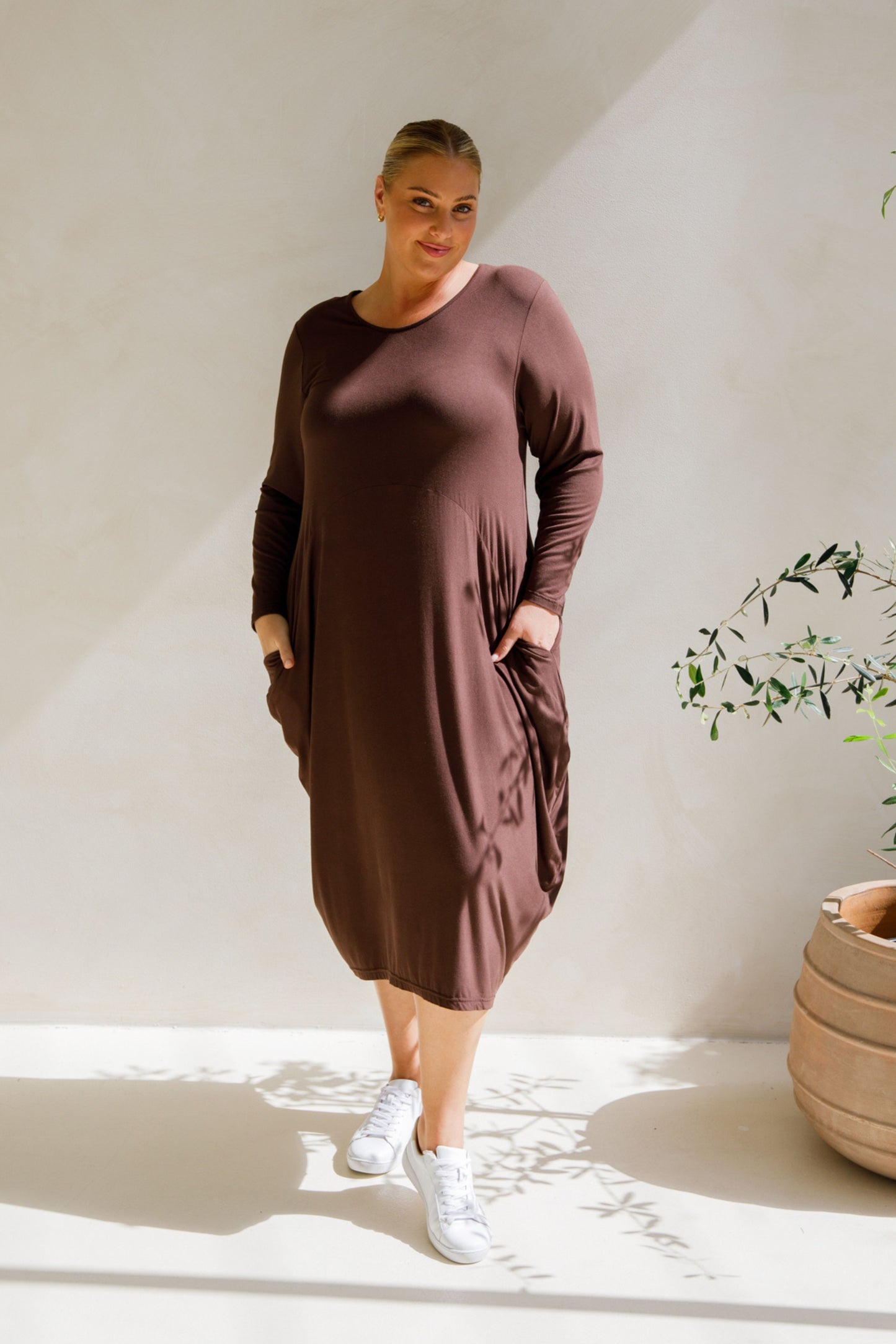 SOHO Bamboo Long Sleeve Midi Dress | Chocolate