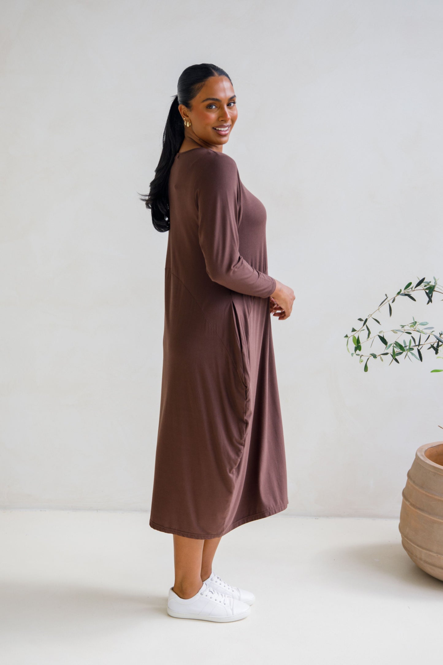 SOHO Bamboo Long Sleeve Midi Dress | Chocolate
