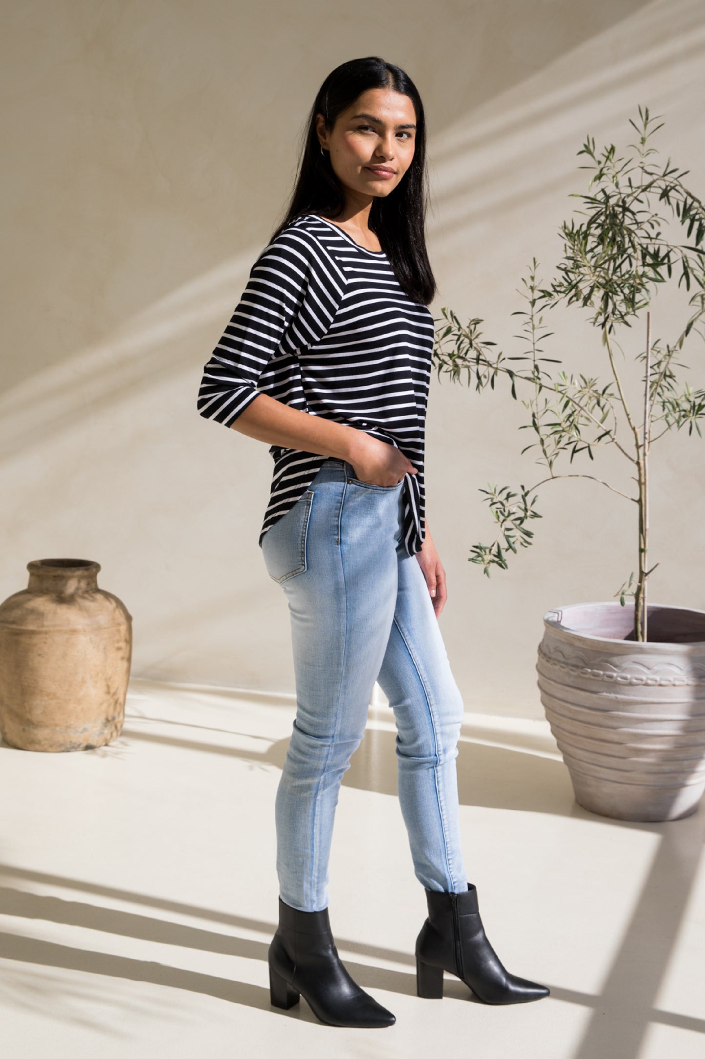 Long Sleeve Hi Low Kiana Top | Black/White Stripe