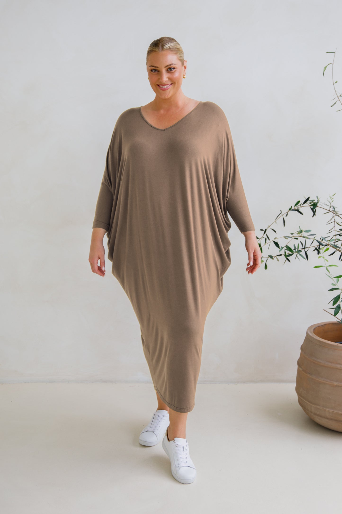 Long Sleeve Maxi Miracle Dress | Dark Beige