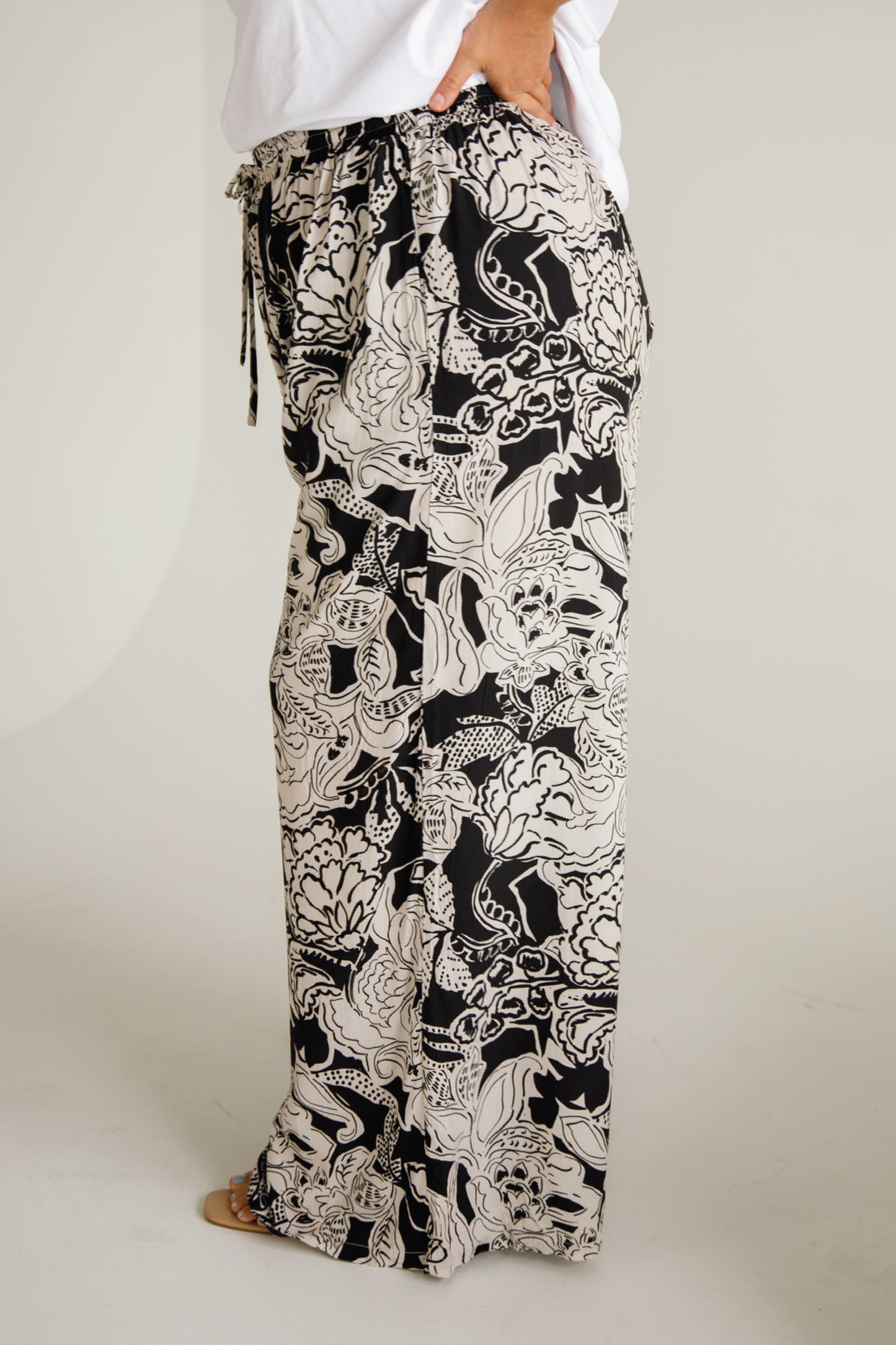 Rhi Wide Leg Pant | Flora Noir | FINAL SALE