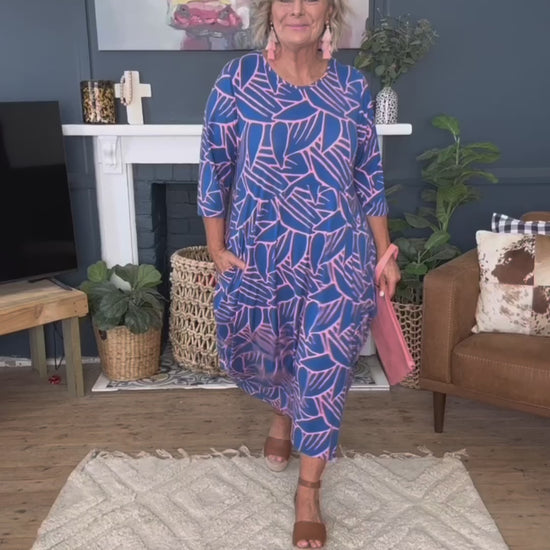 Plus-Sized Blue Print Dresses | PQ Collection | Alviva Dress in Isla