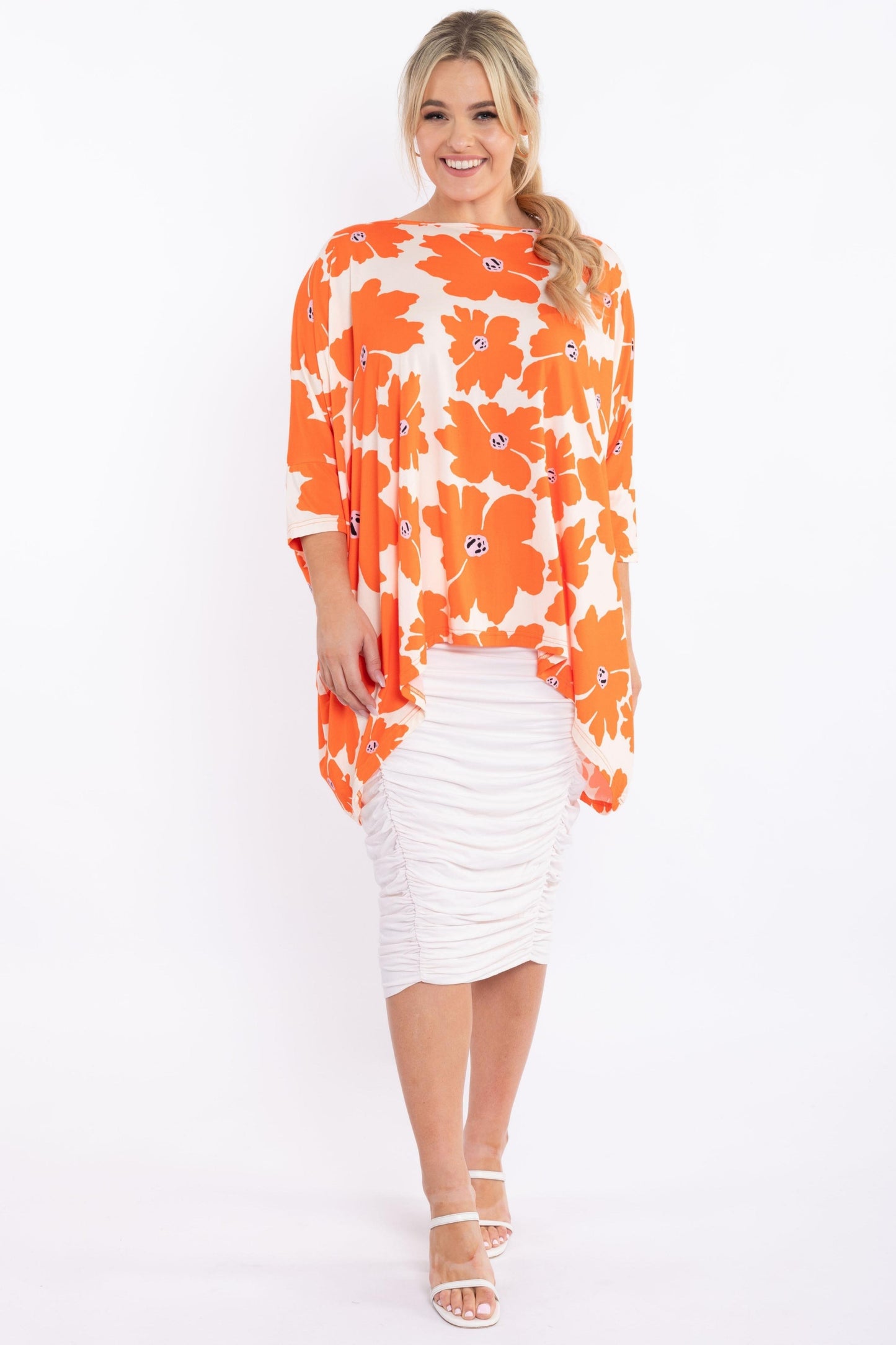 Vanity Skirt in Flower Power