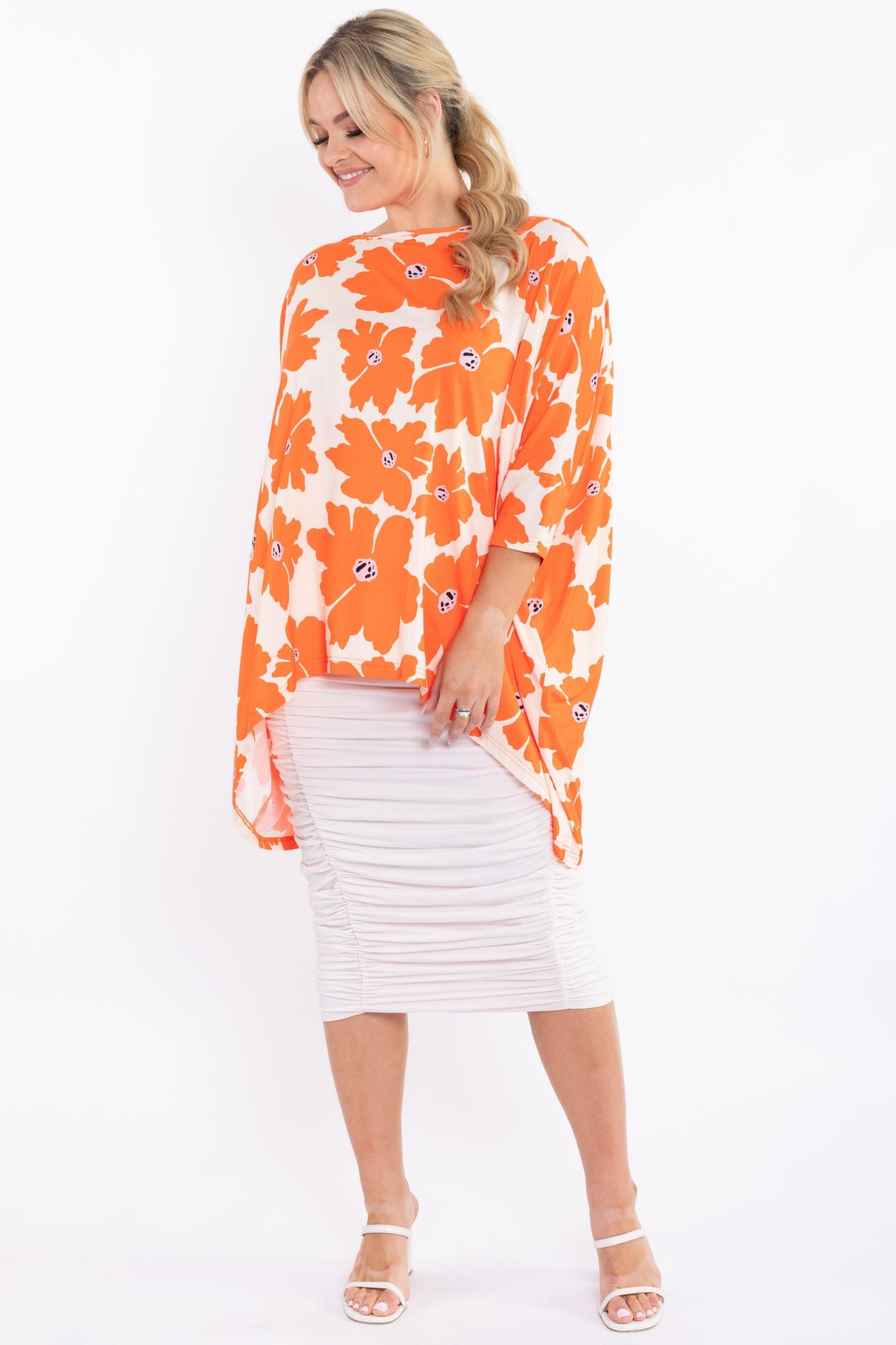 Vanity Skirt in Flower Power