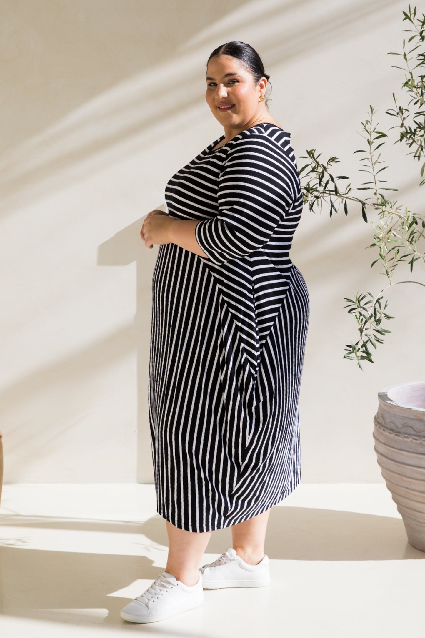 Alviva Dress in Black/White Stripe