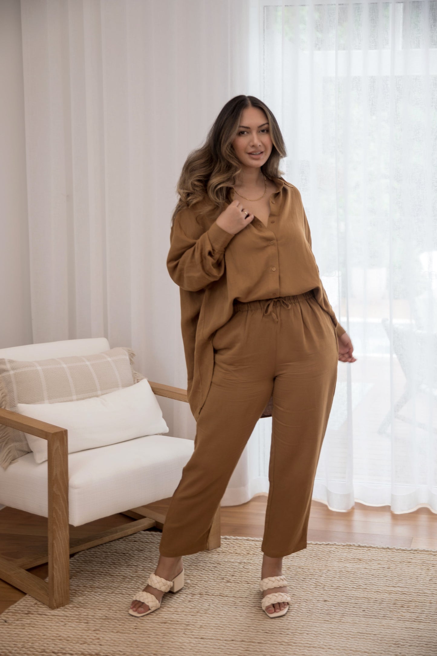 Olivia Pant in Almond
