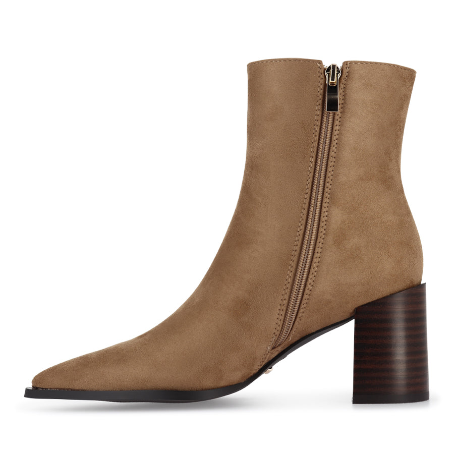 DESSIE Boots | Sandstone Suede