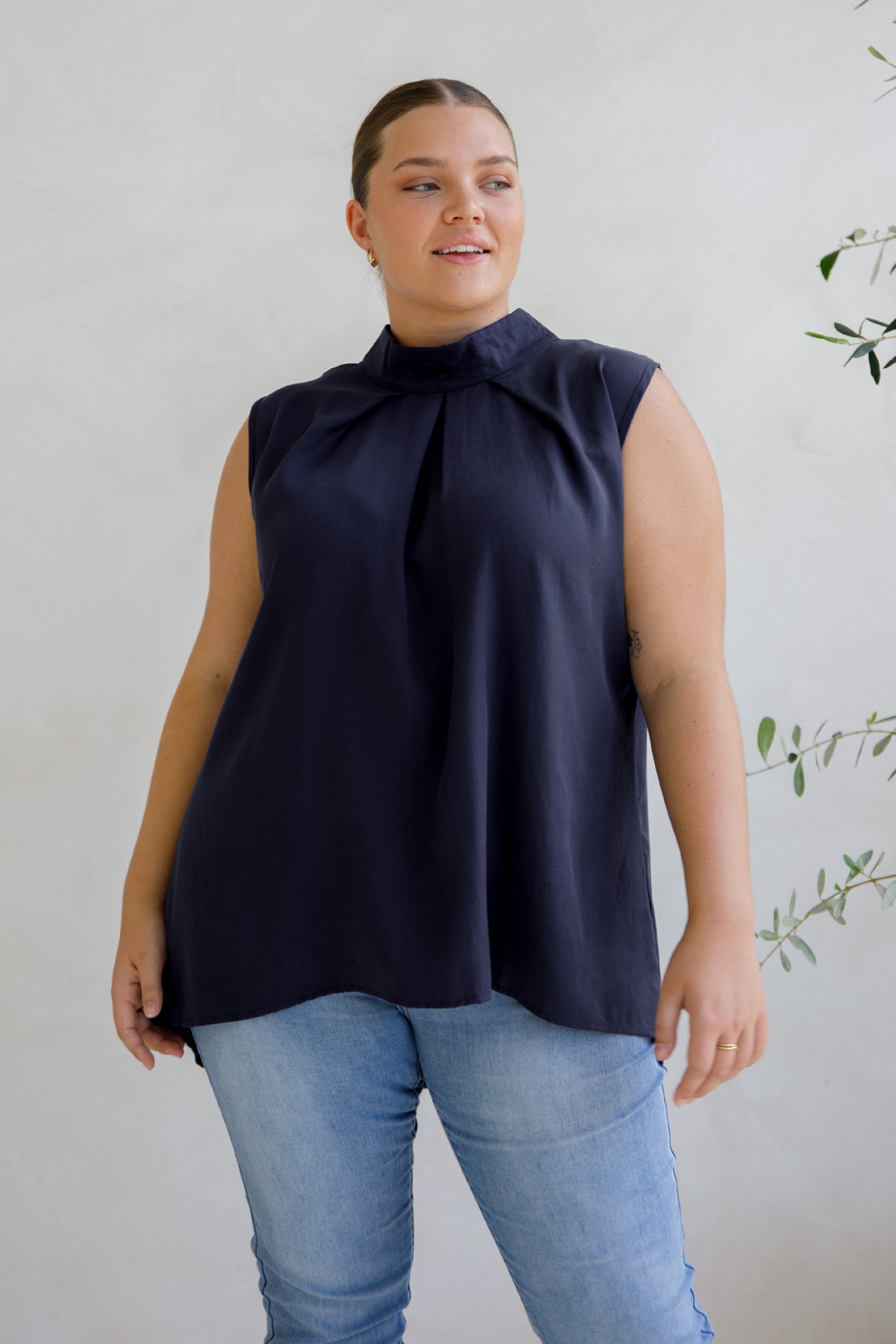 Casey Top | Navy