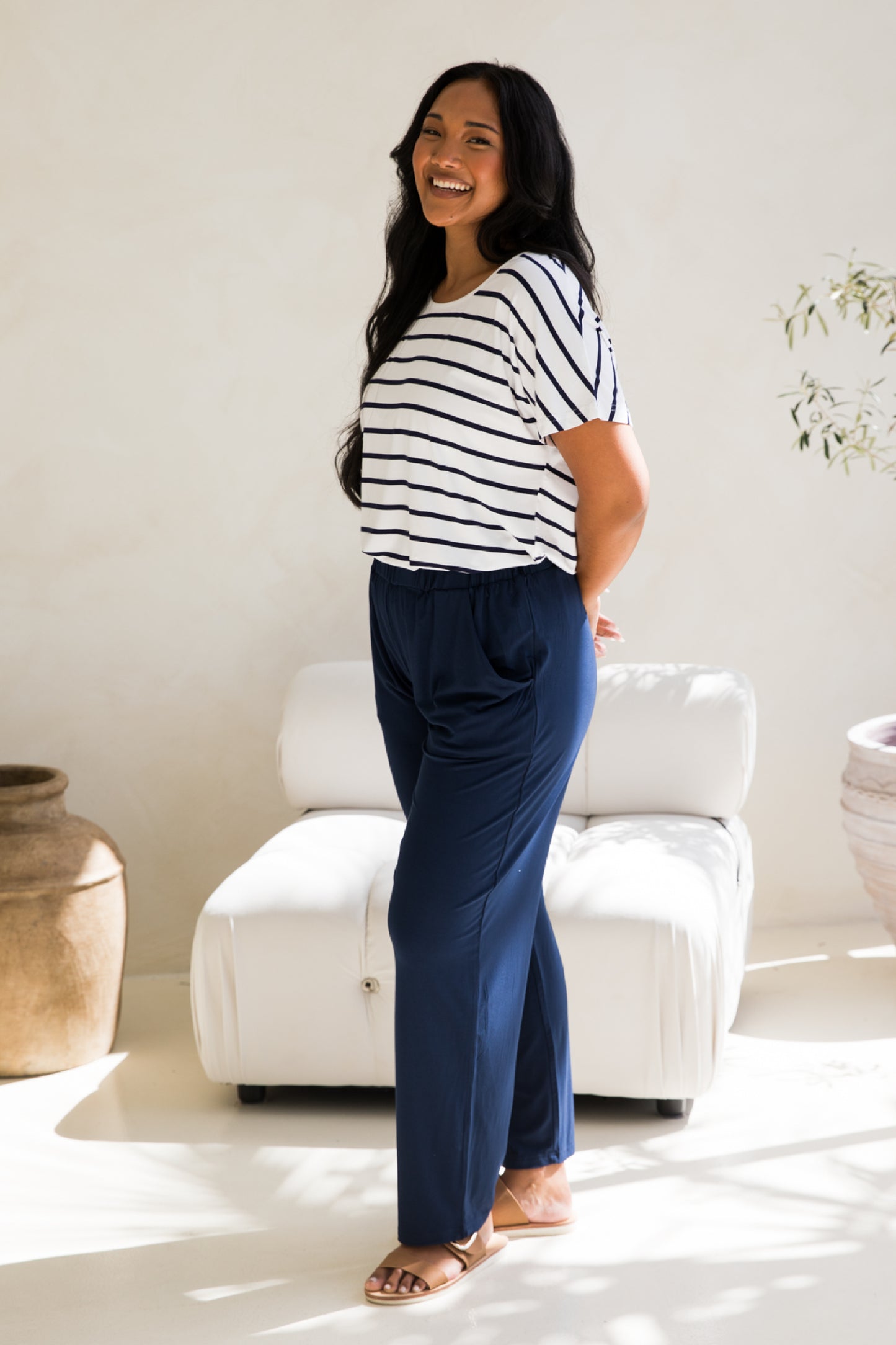 Frankie Pant in Navy