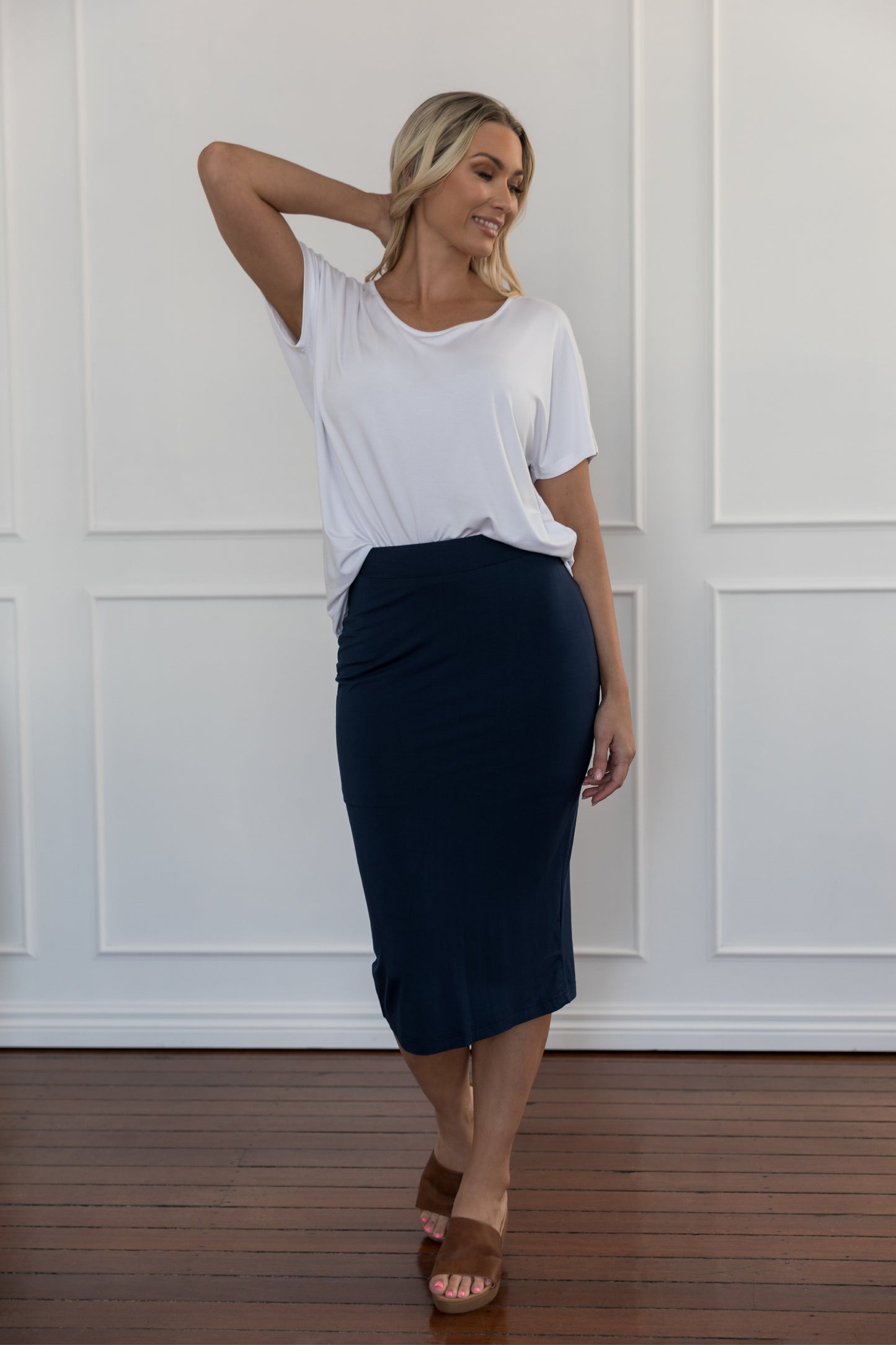 Plus-Sized Black Skirts| PQ Collection | Everyday Midi Skirt