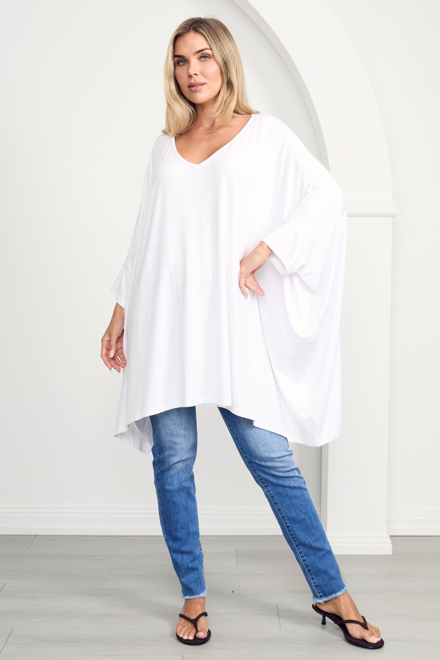 ESSENTIAL Bamboo Demi Sleeve Hi Lo Classic Length Top | White