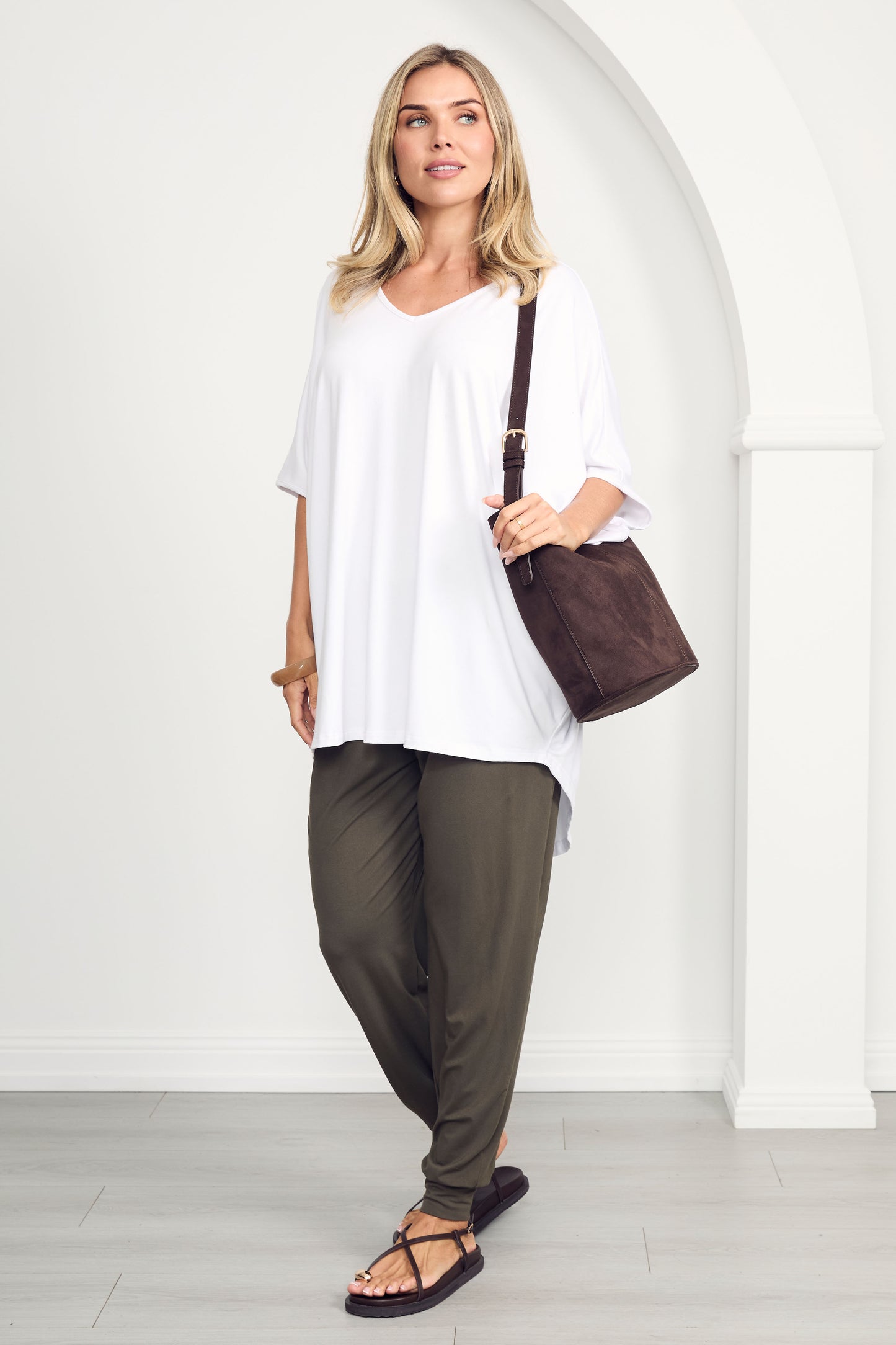 Everyday Bamboo Pant in Moss Green