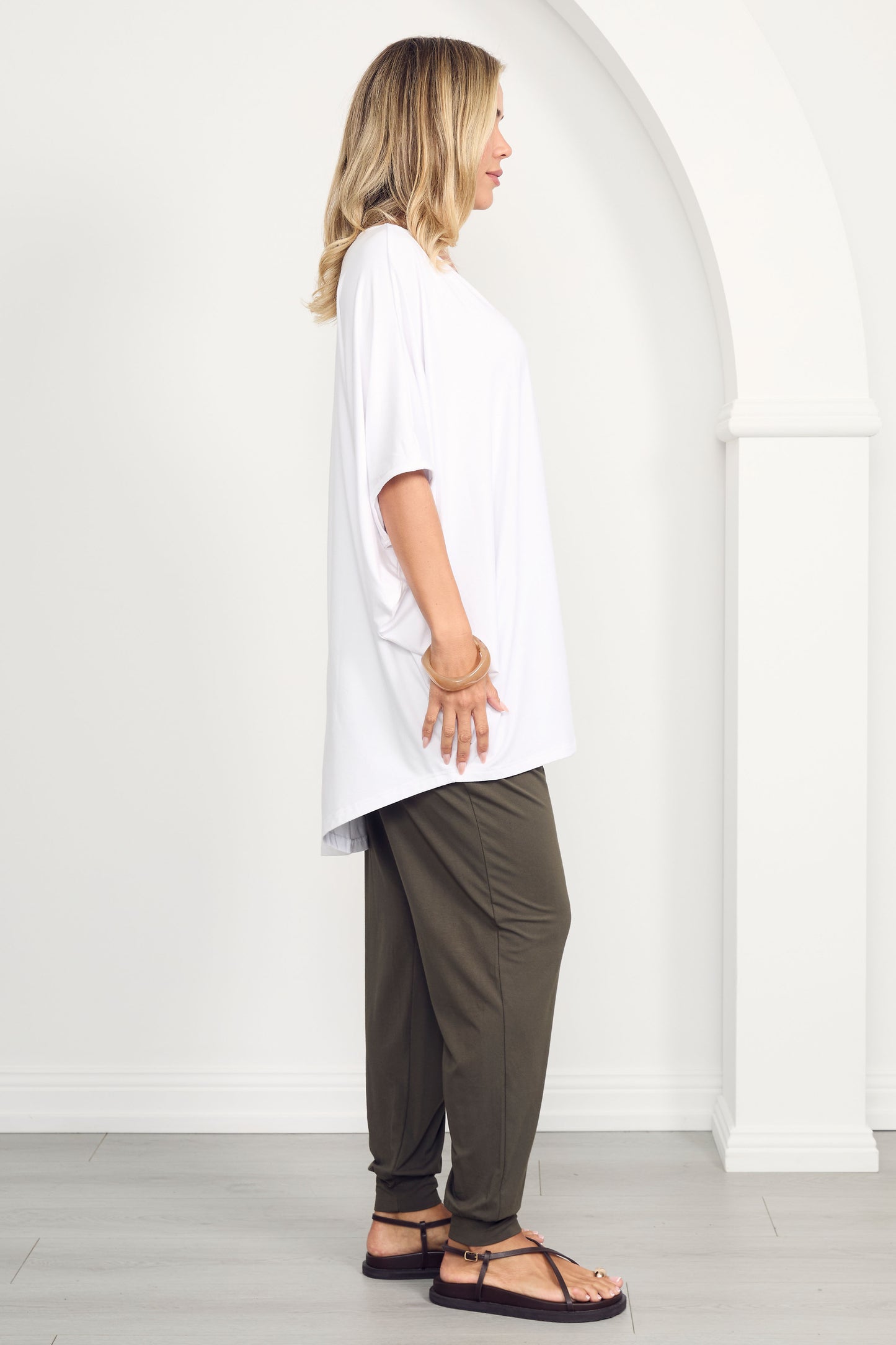 Everyday Bamboo Pant in Moss Green
