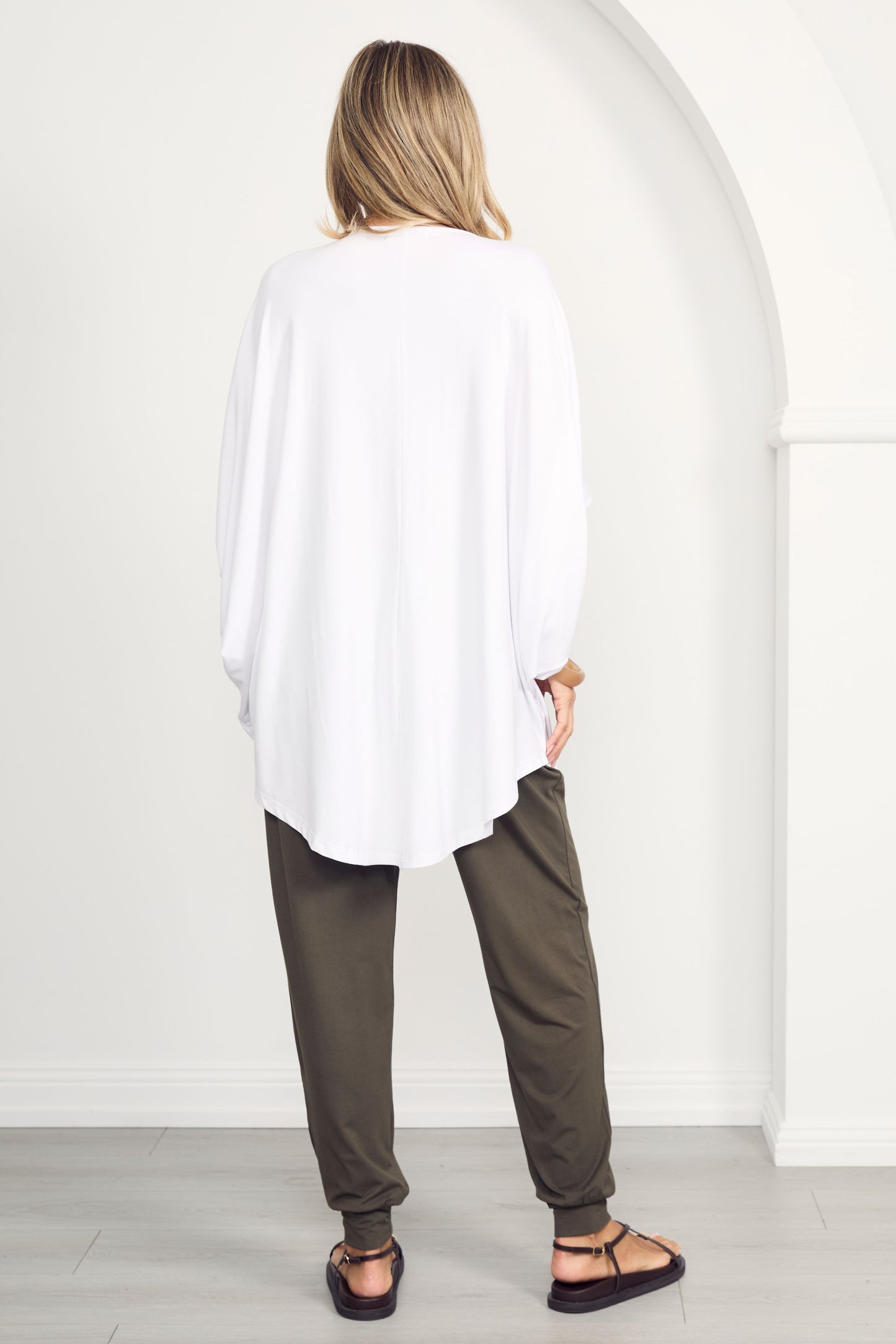 Everyday Bamboo Pant in Moss Green