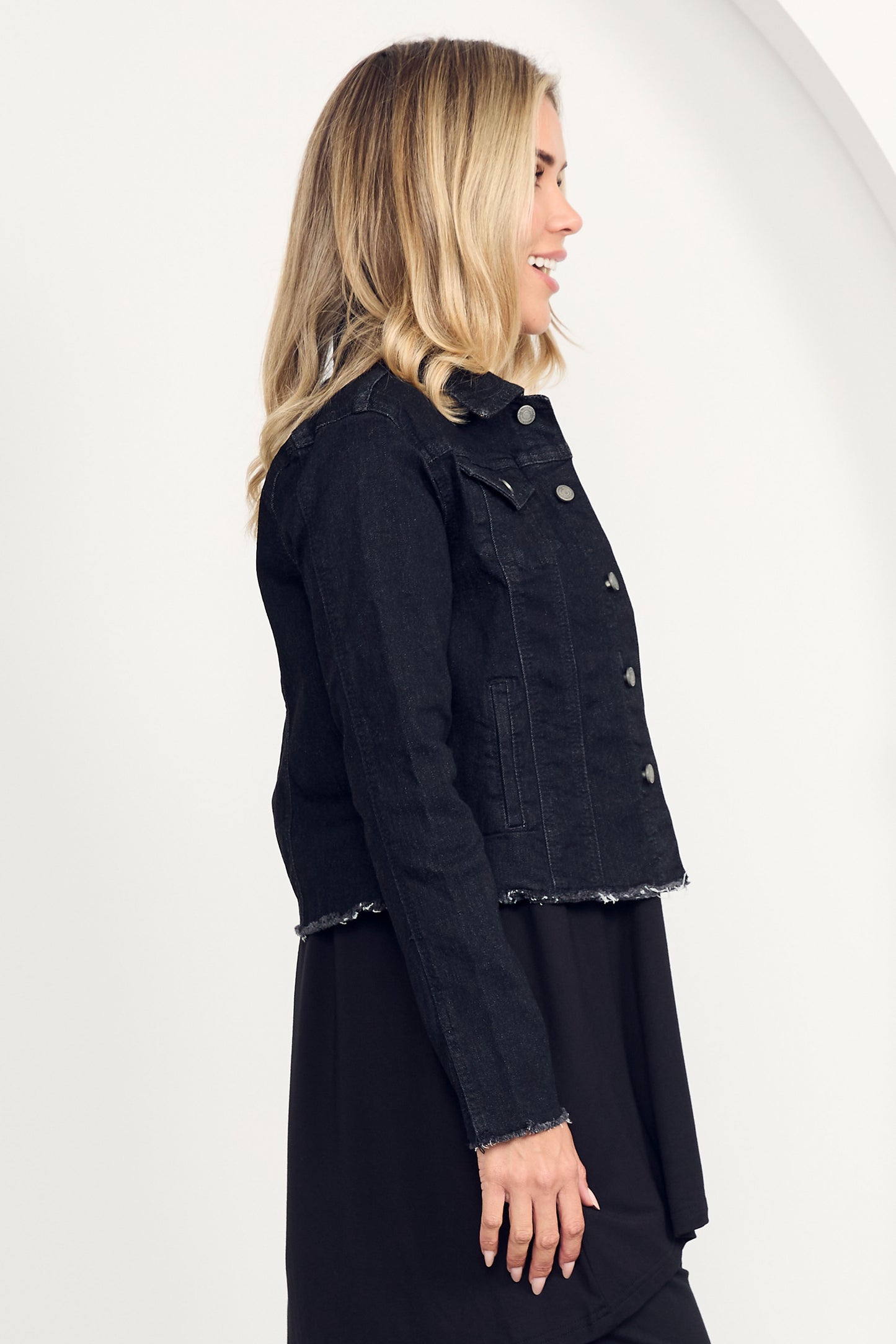 FRAY Denim Long Sleeve Cropped Jacket | Black