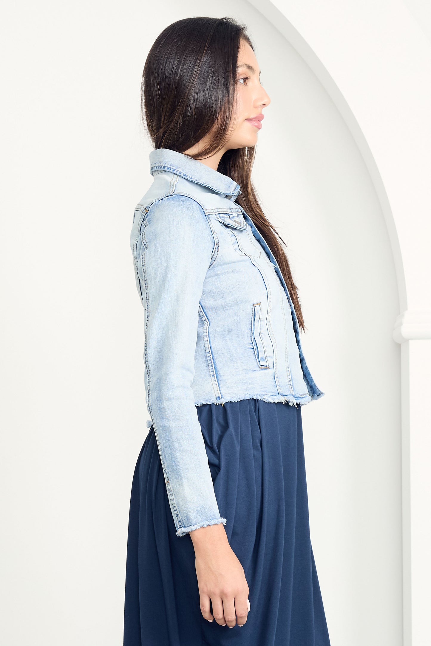 FRAY Denim Long Sleeve Cropped Jacket | Light Wash