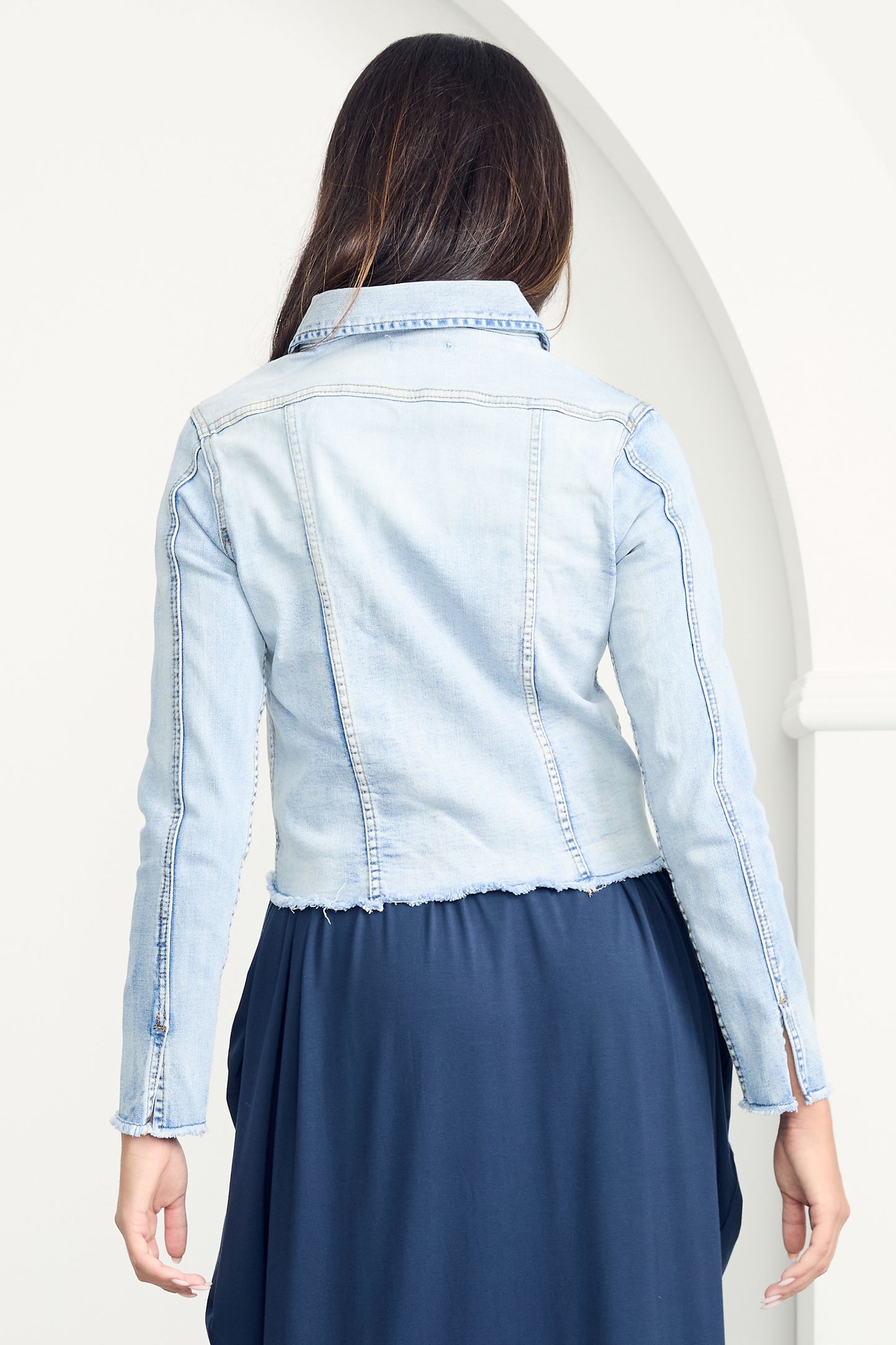 FRAY Denim Long Sleeve Cropped Jacket | Light Wash