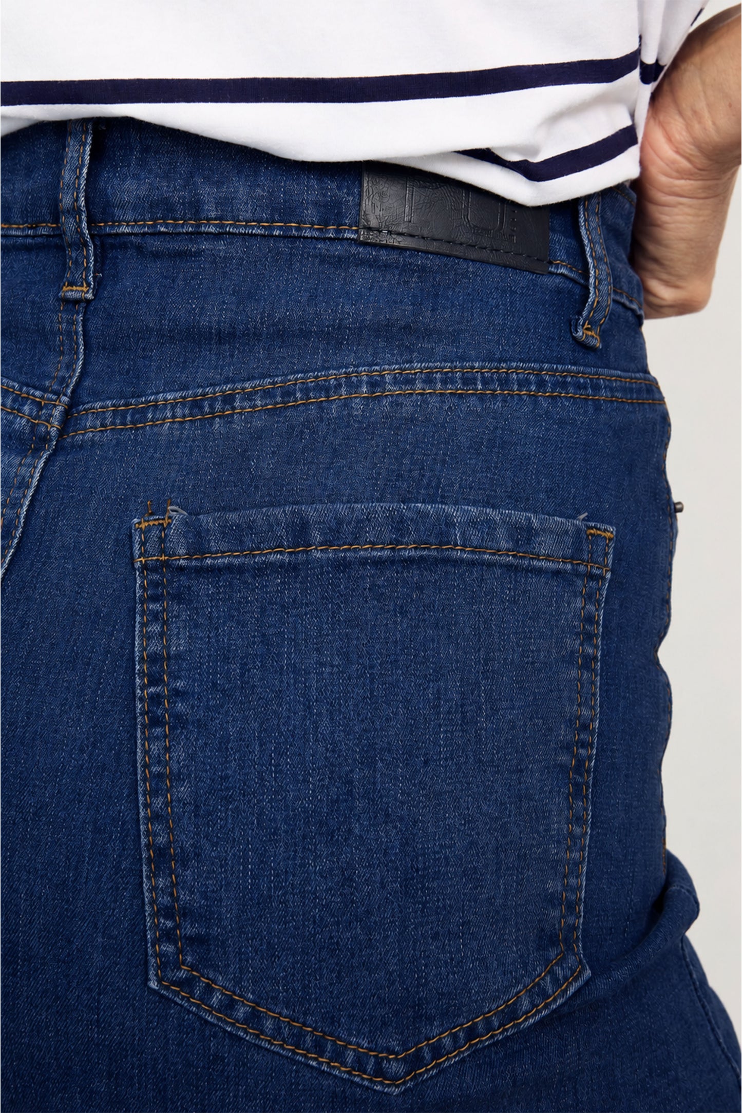 FRAY Stretch Denim Classic Length Skirt | Dark Wash