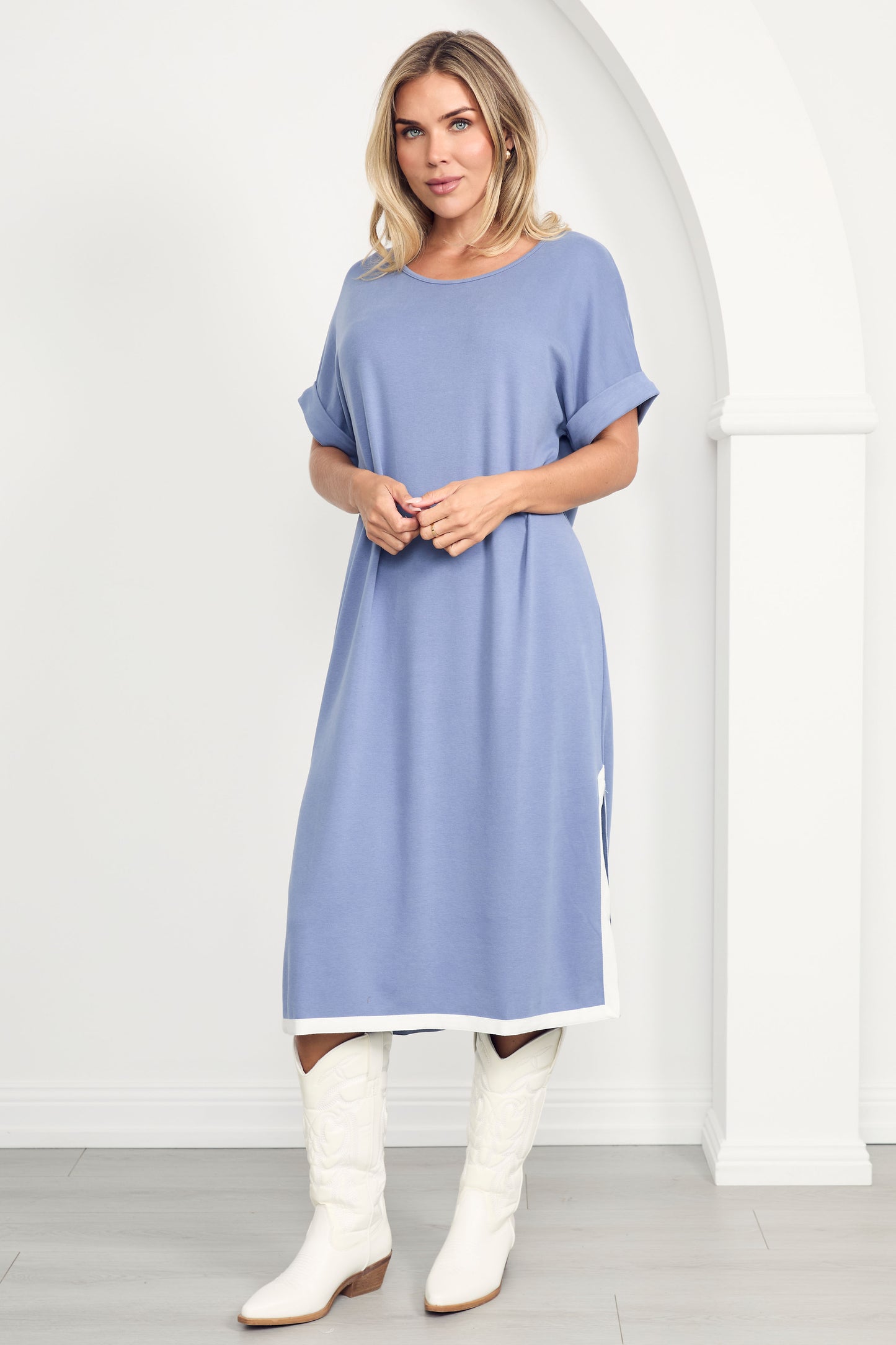 GIGI Lounge Short Sleeve Classic/Midi Dress | Dusk