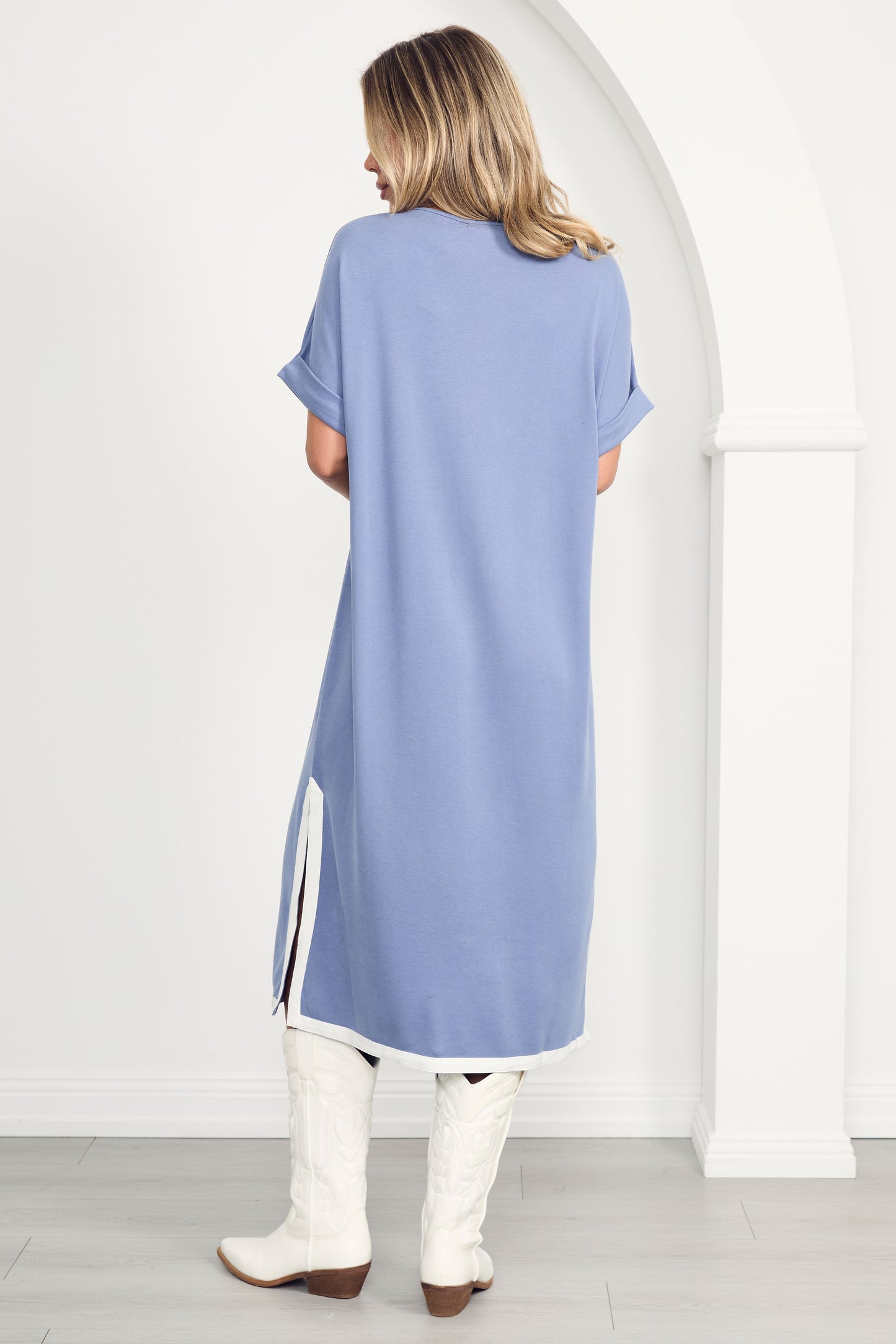 GIGI Lounge Short Sleeve Classic/Midi Dress | Dusk