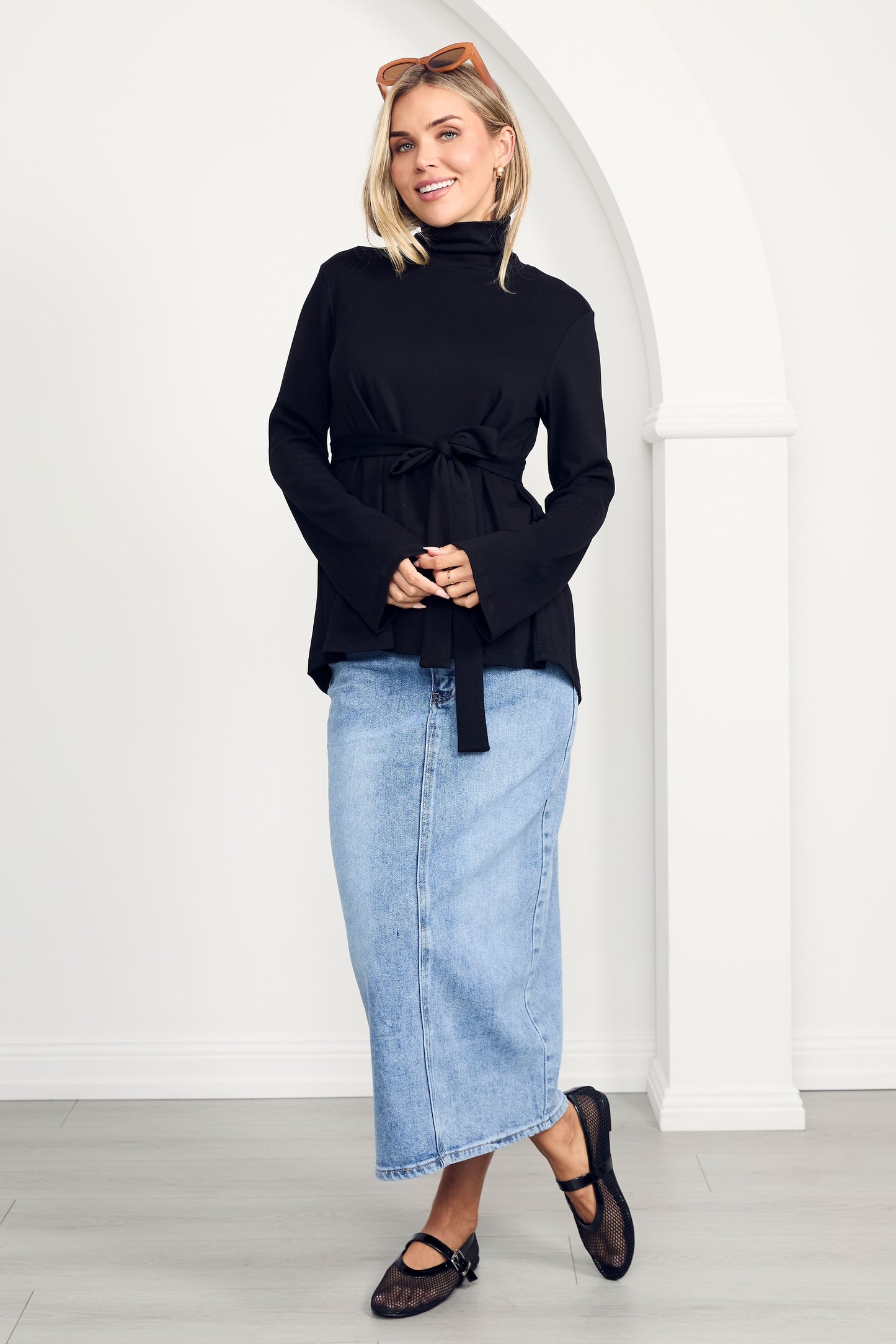 JAZMINE Lounge Longsleeve Classic Length Top | Black