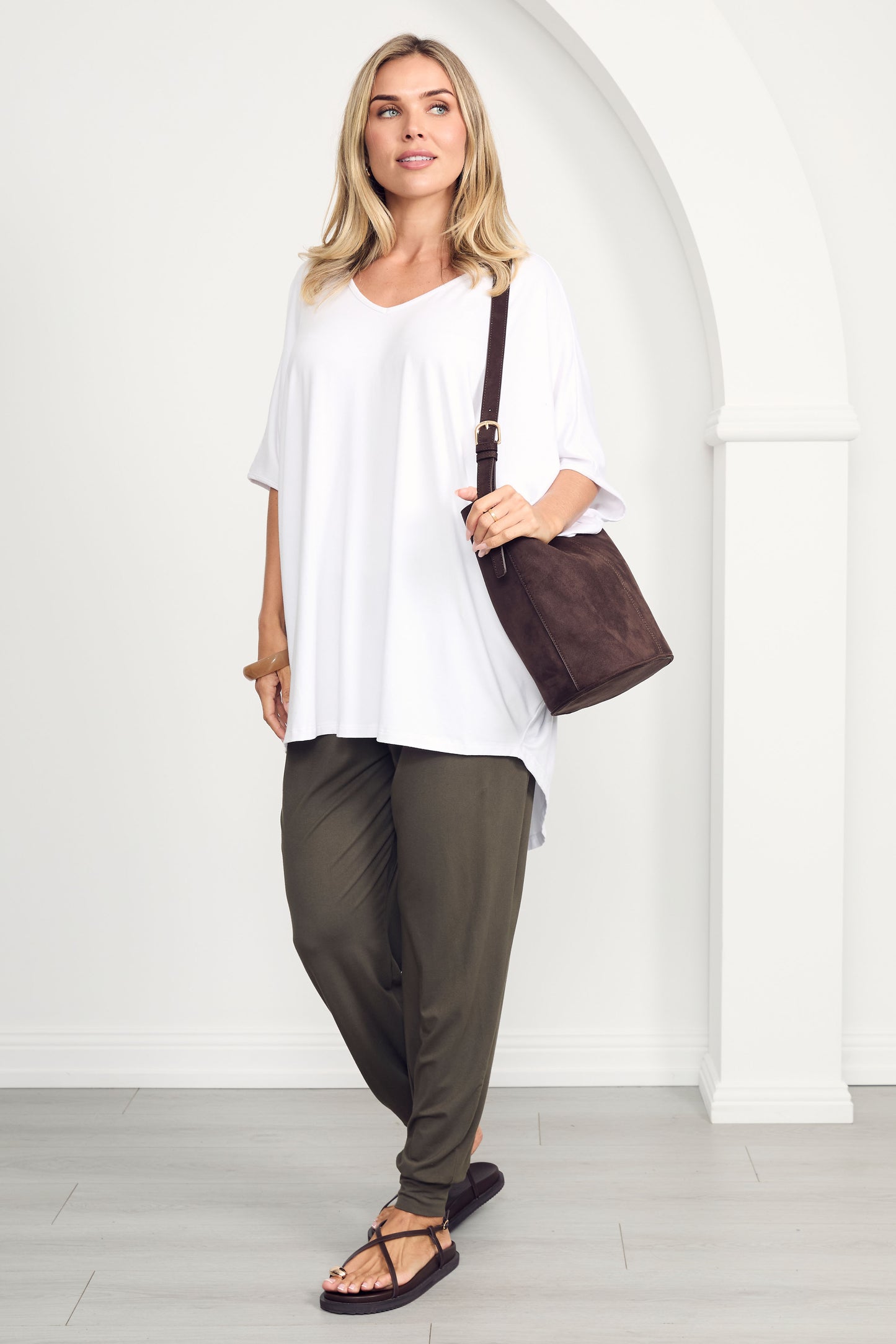 MIRACLE Bamboo Short Sleeve Hi Lo Top | White