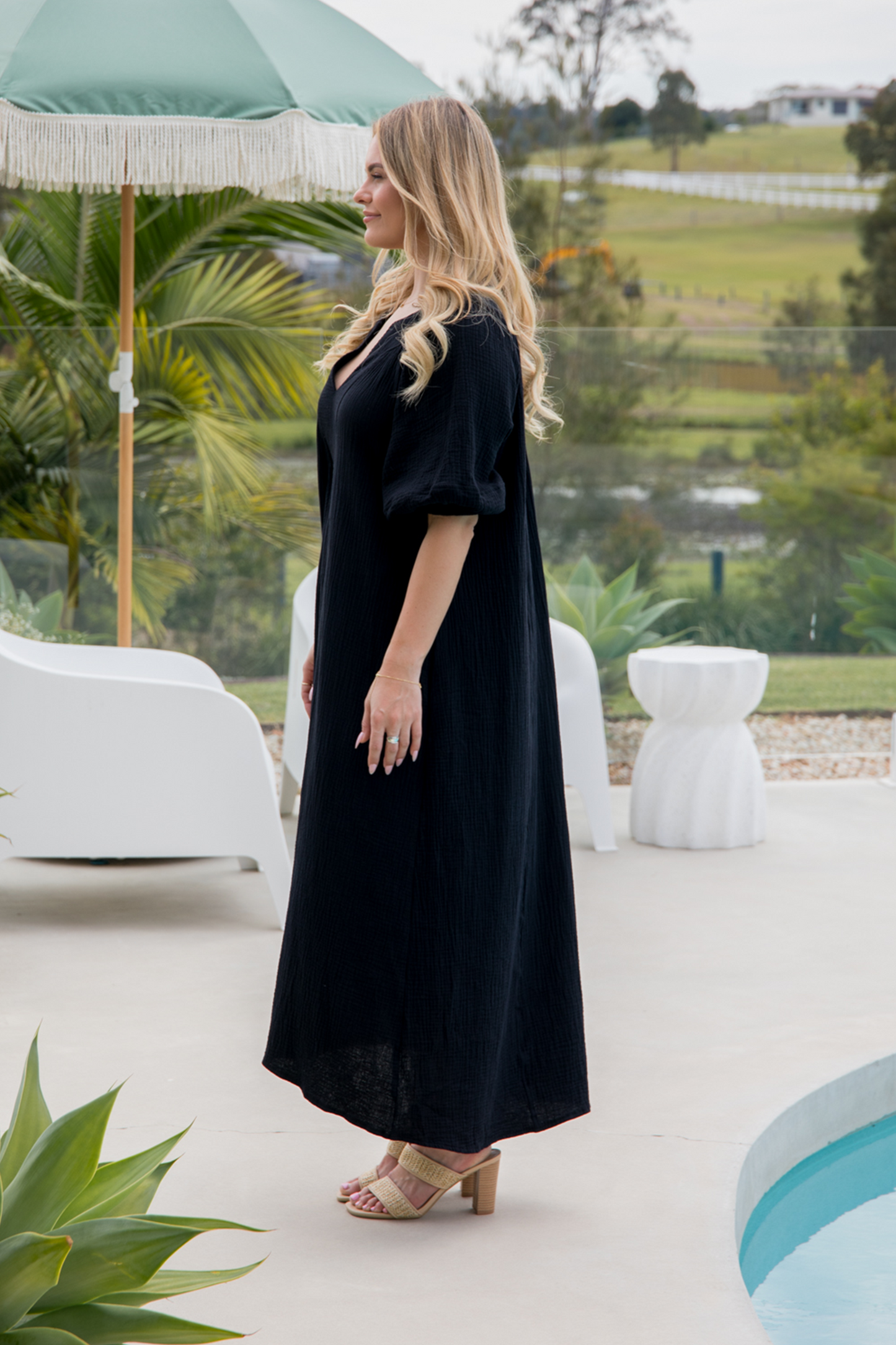 Novella Dress | Black