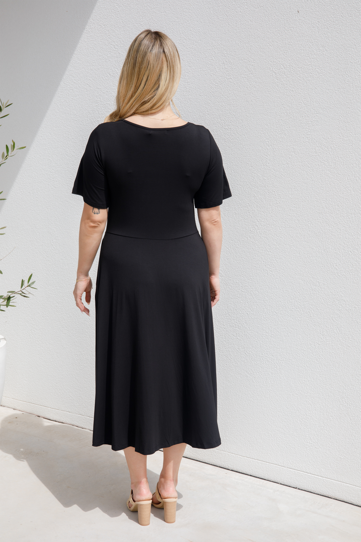 Short Sleeve Penelope Dress | Black