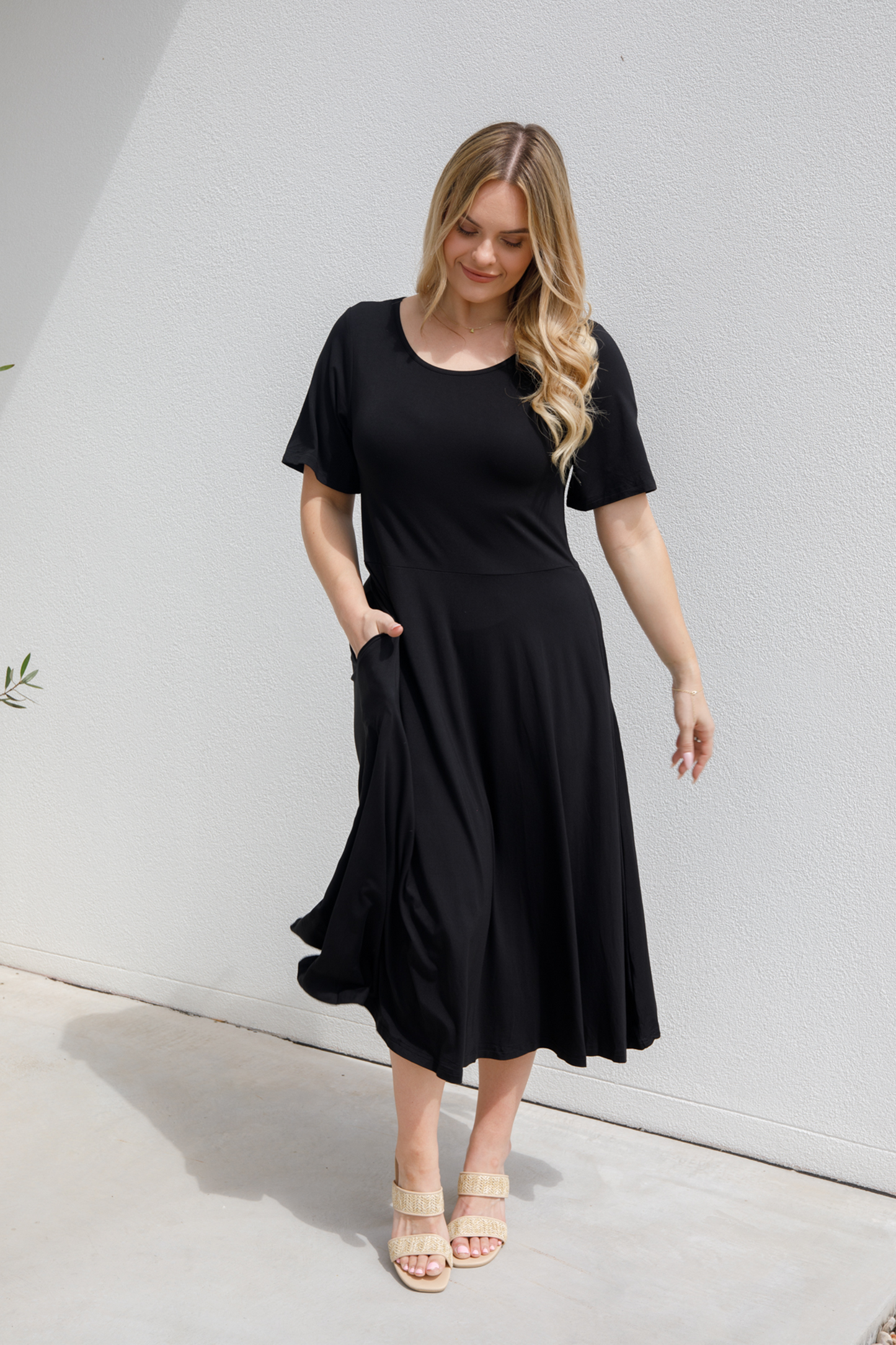 Short Sleeve Penelope Dress | Black