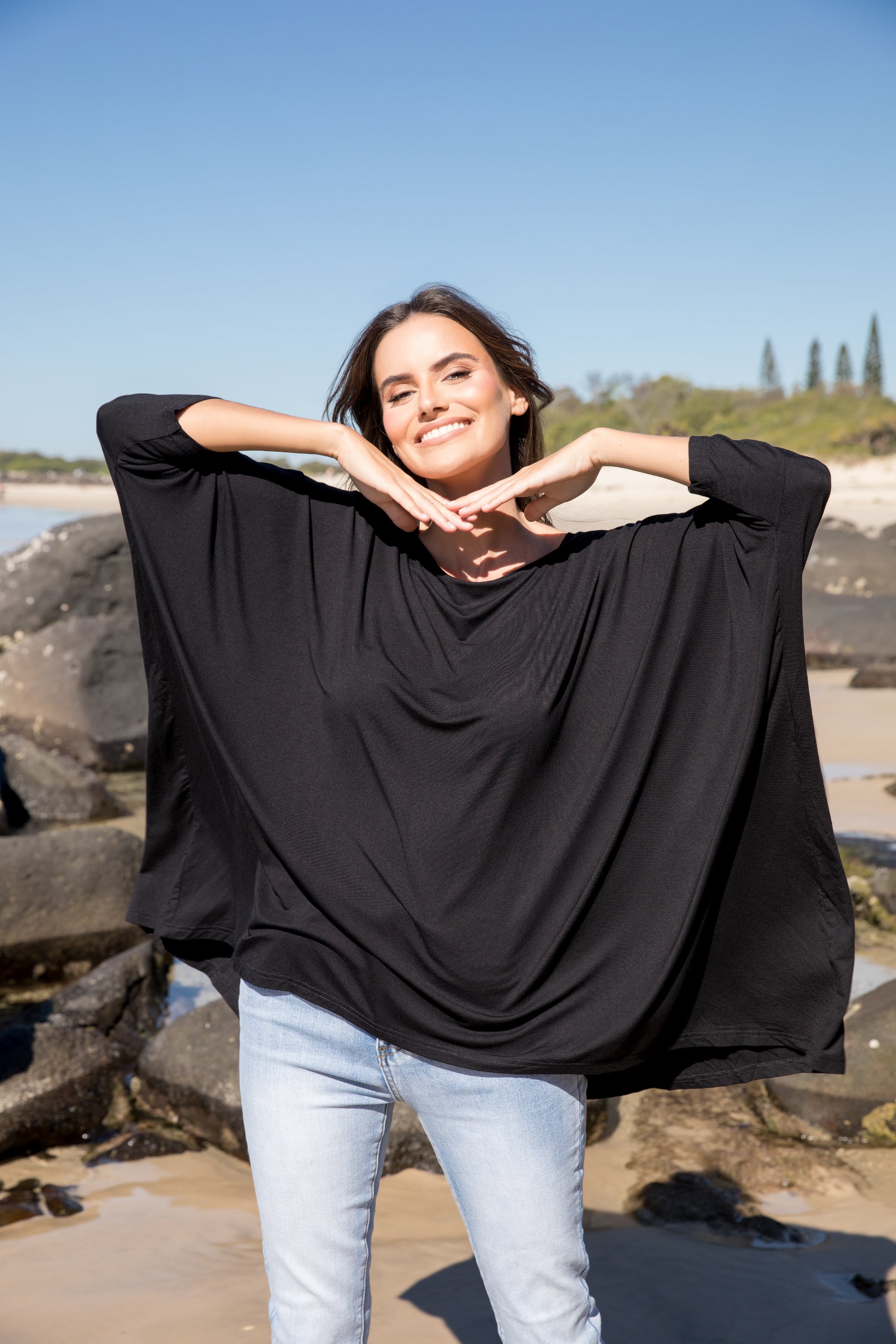 Plus-Sized Top Black | PQ Collection | Simplicity Top