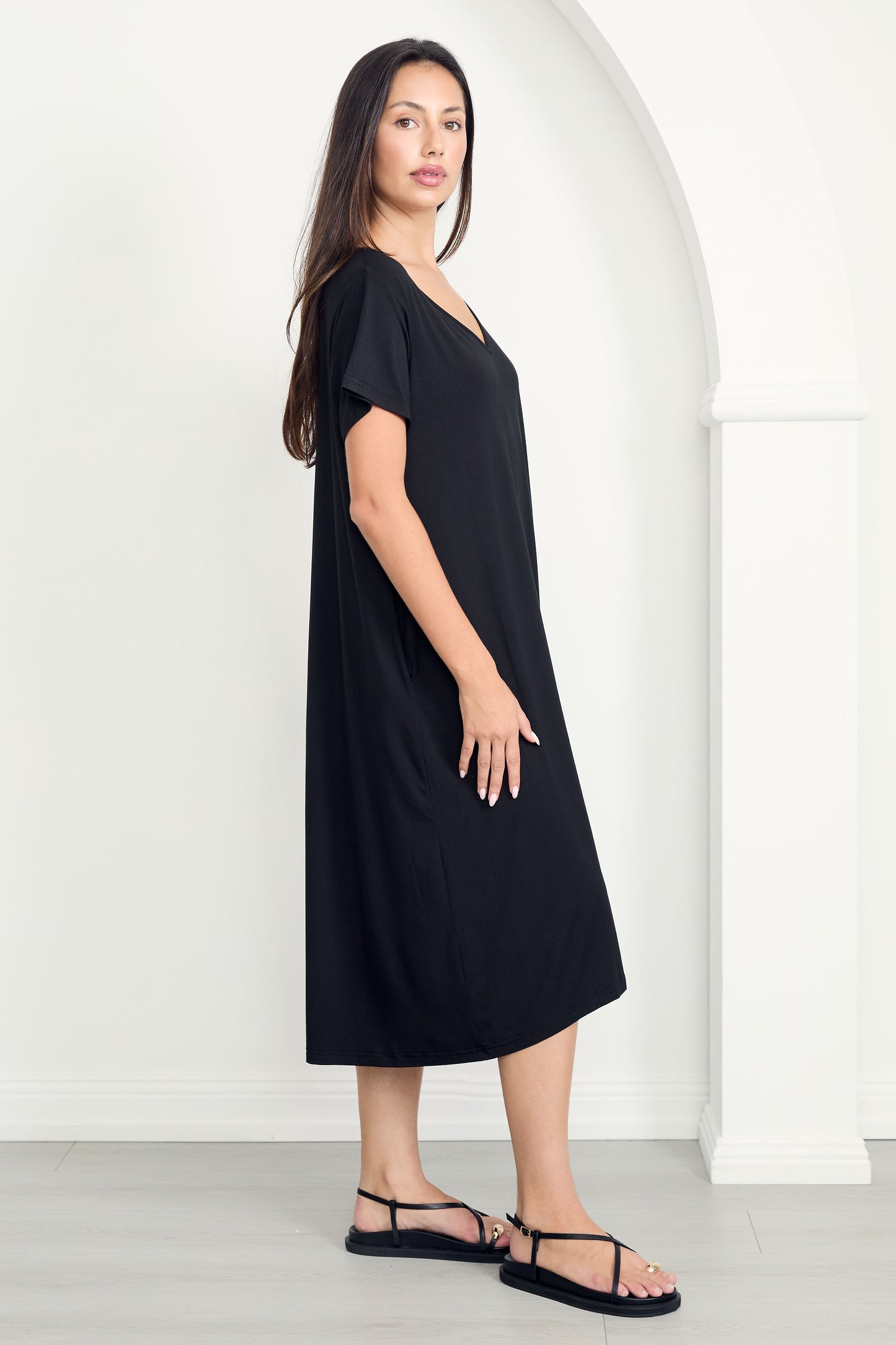 T-SHIRT Bamboo Short Sleeve Classic/Midi Dress | Black
