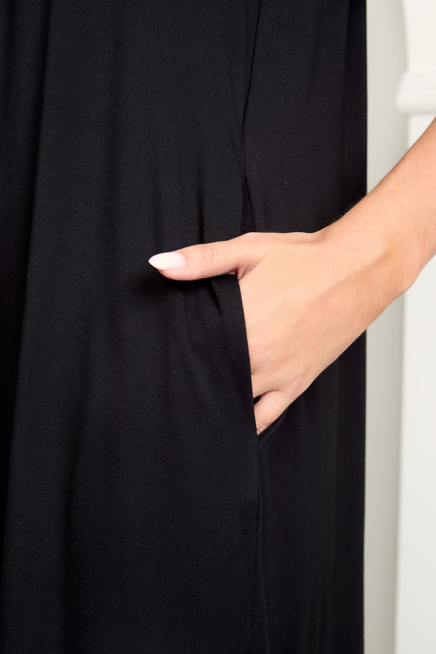 T-SHIRT Bamboo Short Sleeve Classic/Midi Dress | Black