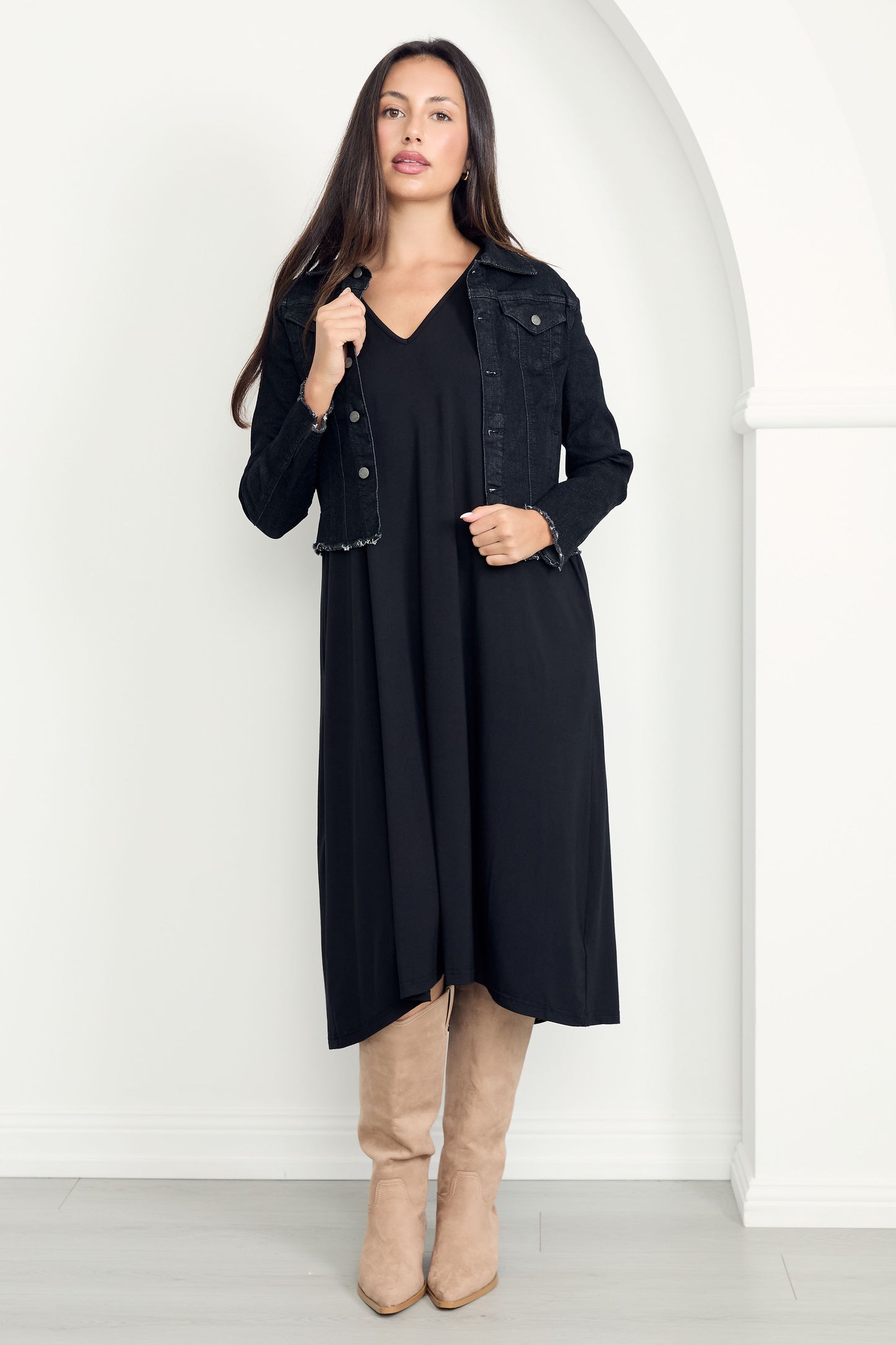 T-SHIRT Bamboo Short Sleeve Classic/Midi Dress | Black