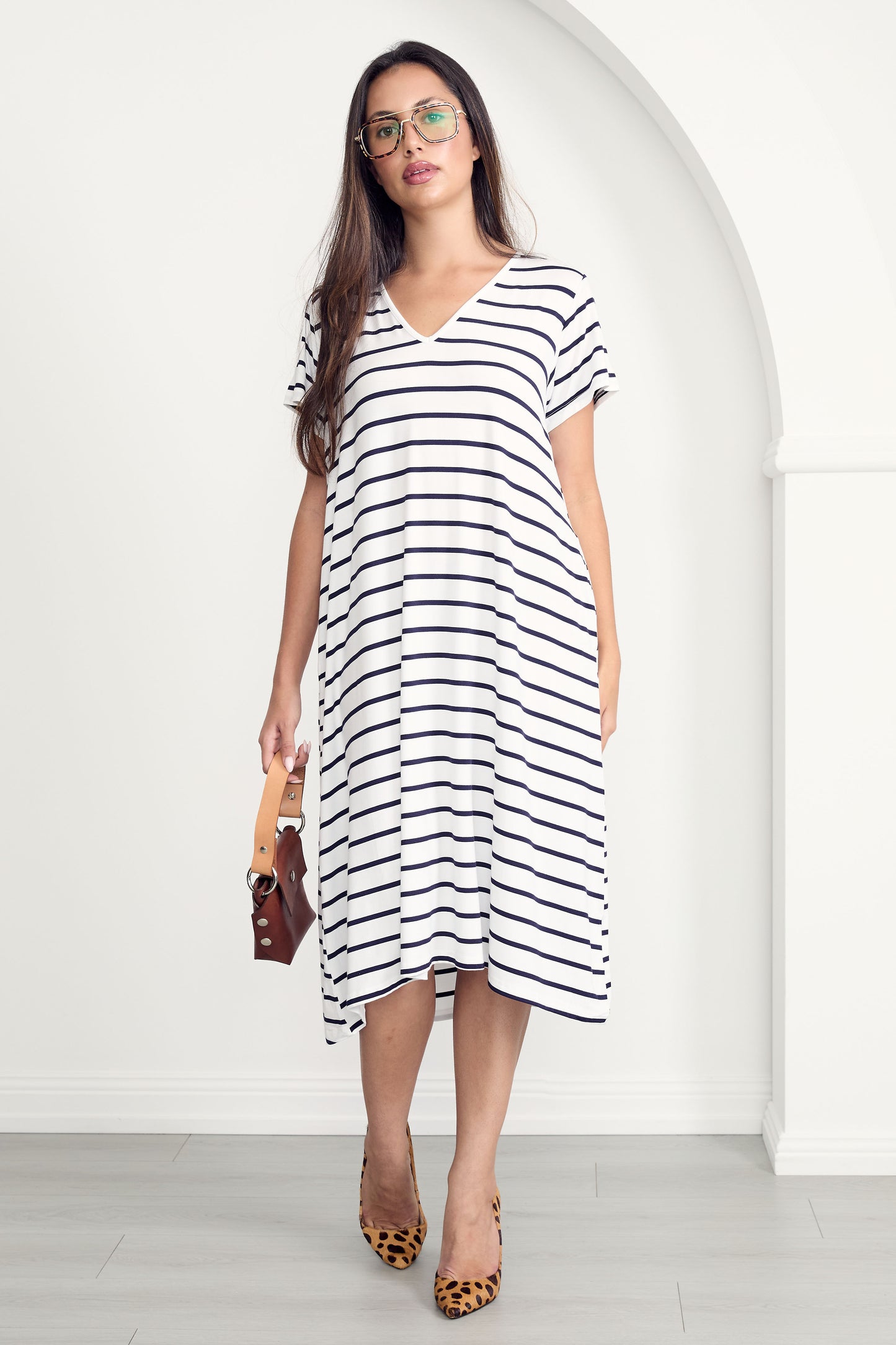 T-SHIRT Bamboo Short Sleeve Classic/Midi Dress | White/Navy Stripe