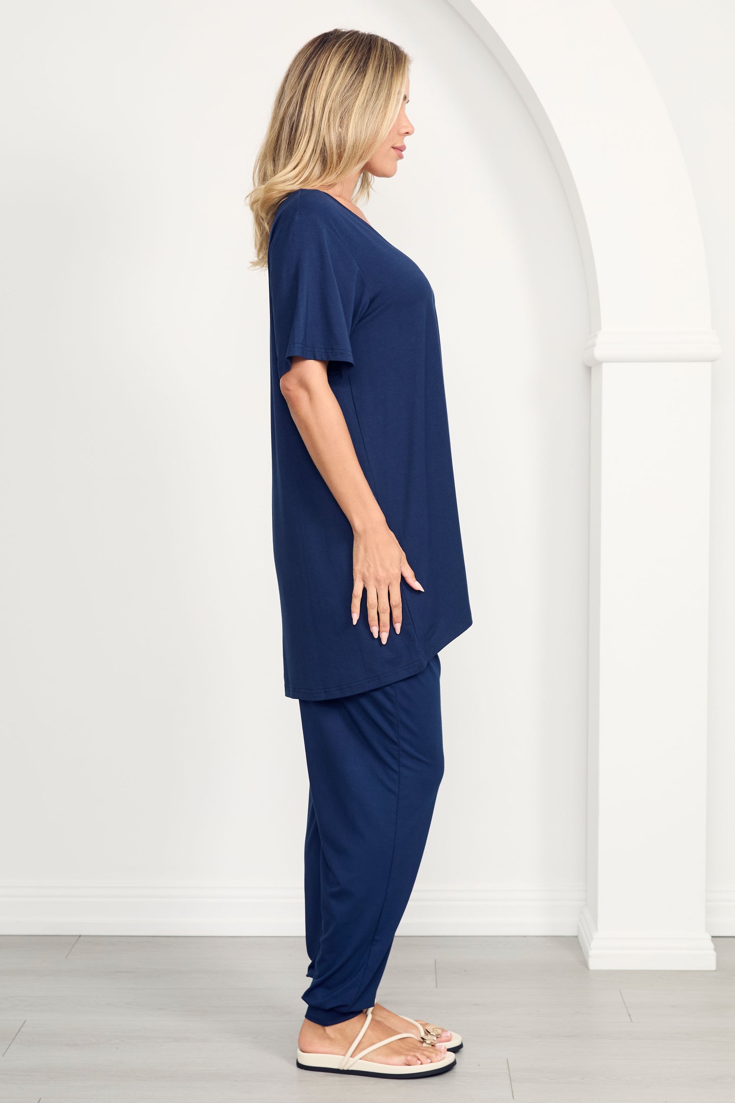 T-SHIRT Hi Lo Bamboo Top | Navy