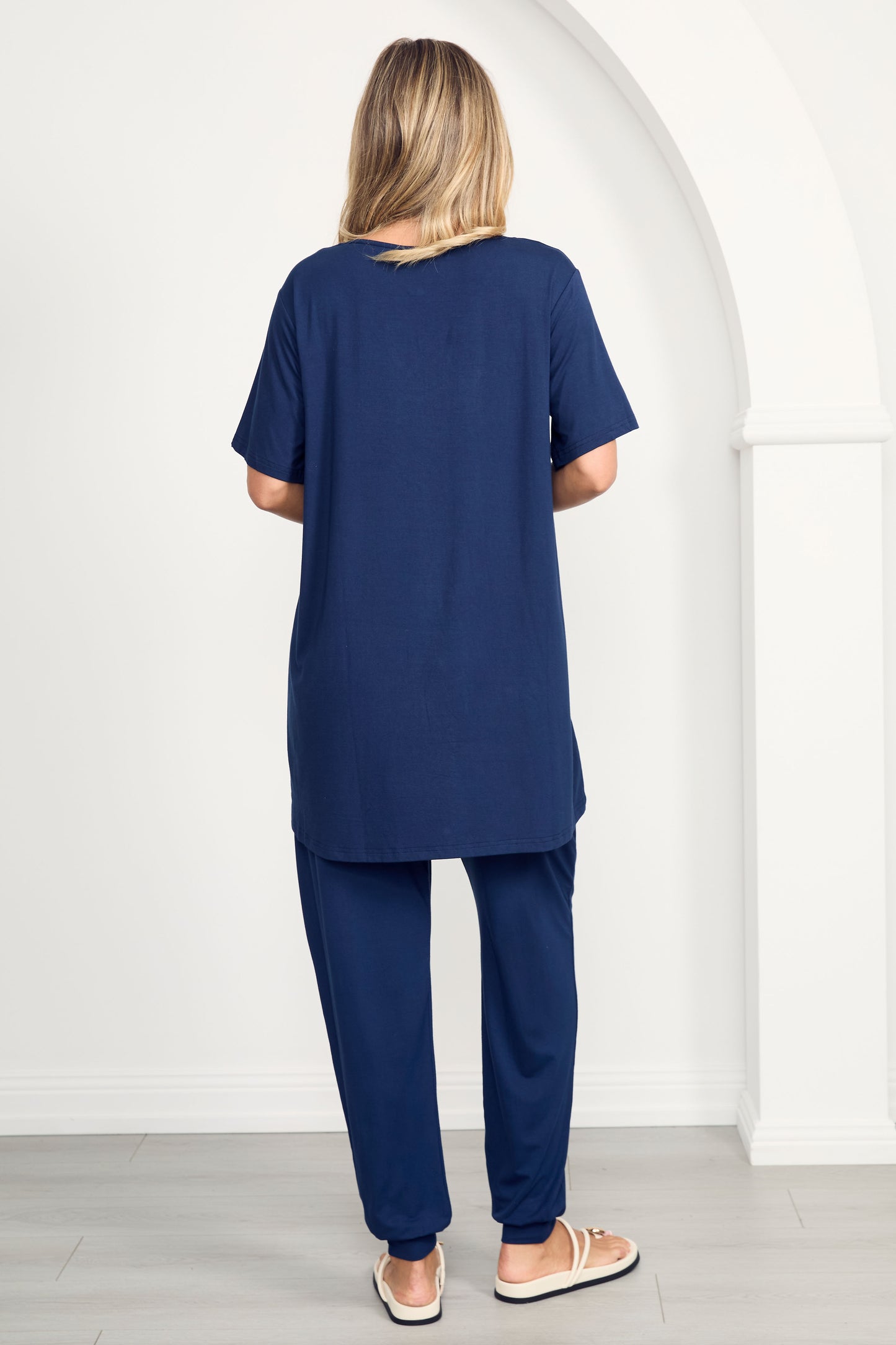 T-SHIRT Hi Lo Bamboo Top | Navy