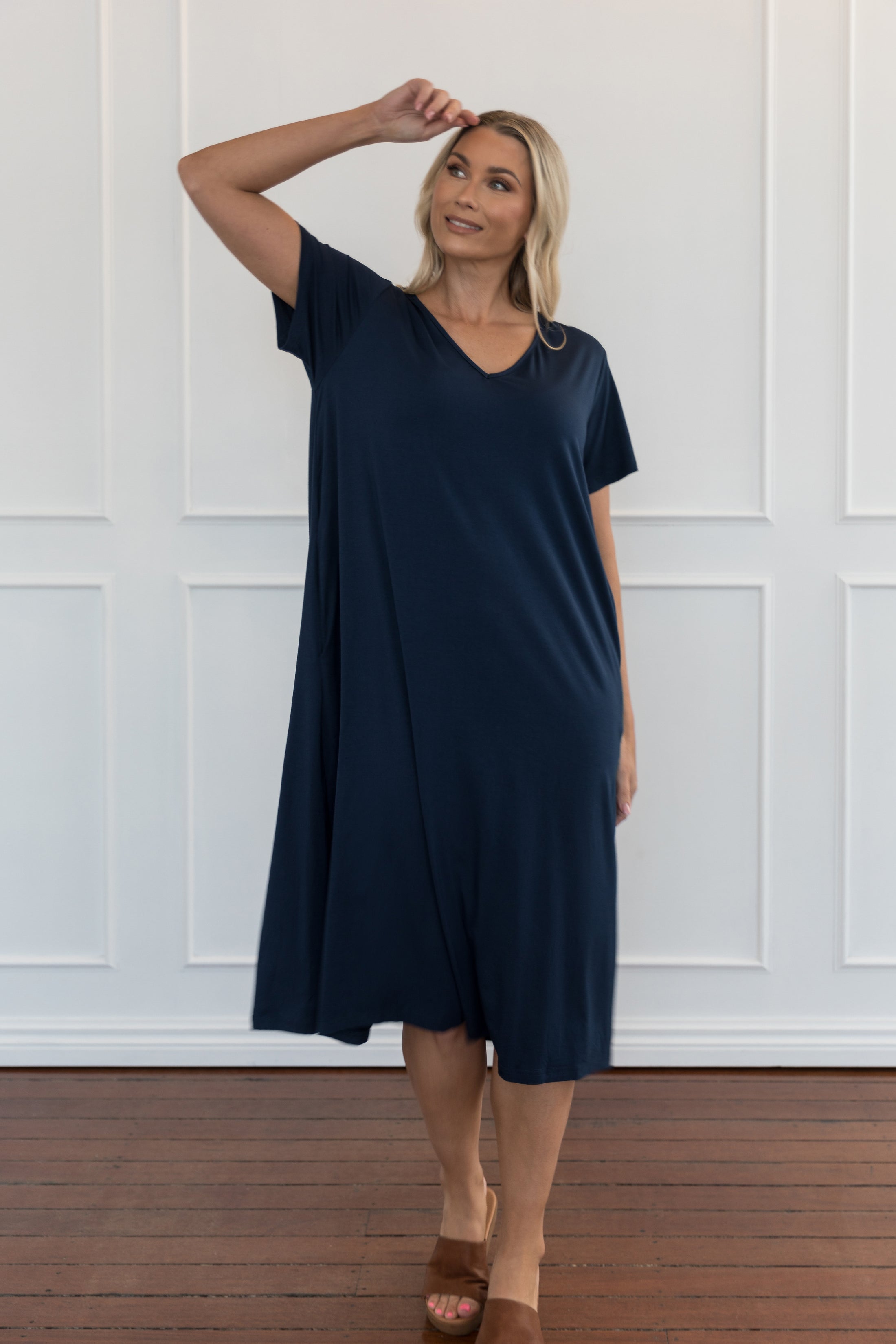 Plus-Sized Navy Dresses | PQ Collection | T-Shirt Dress